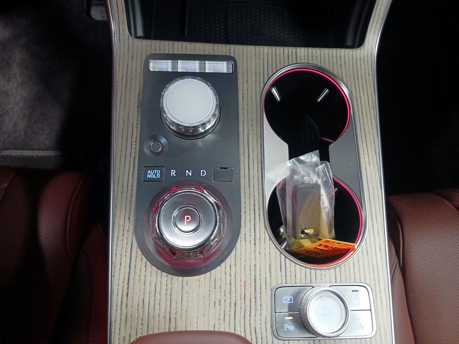 2025 GENESIS GV80 Prestige - Photo 16