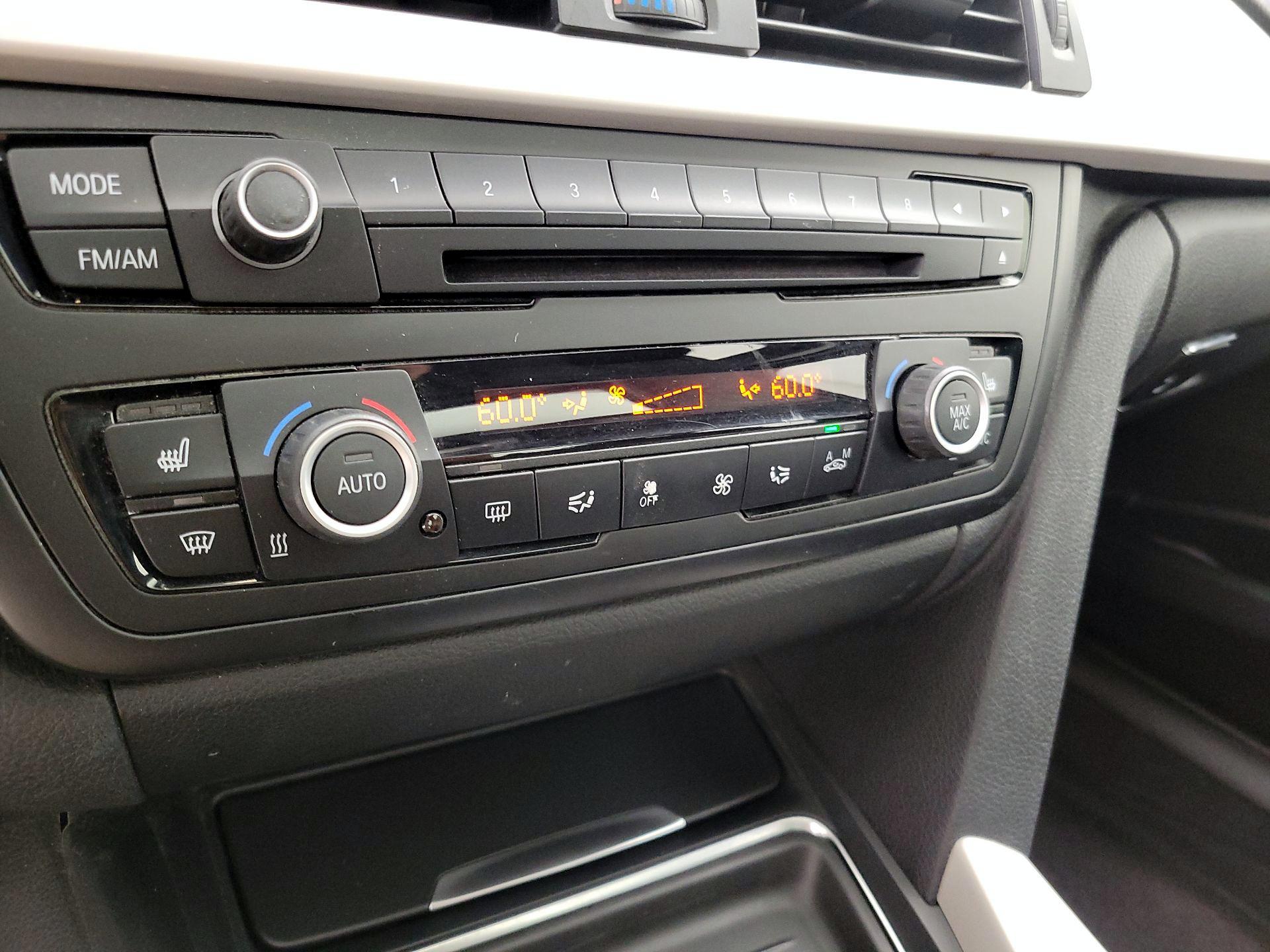 Thumbnail: 2014 BMW 3 Series - 15