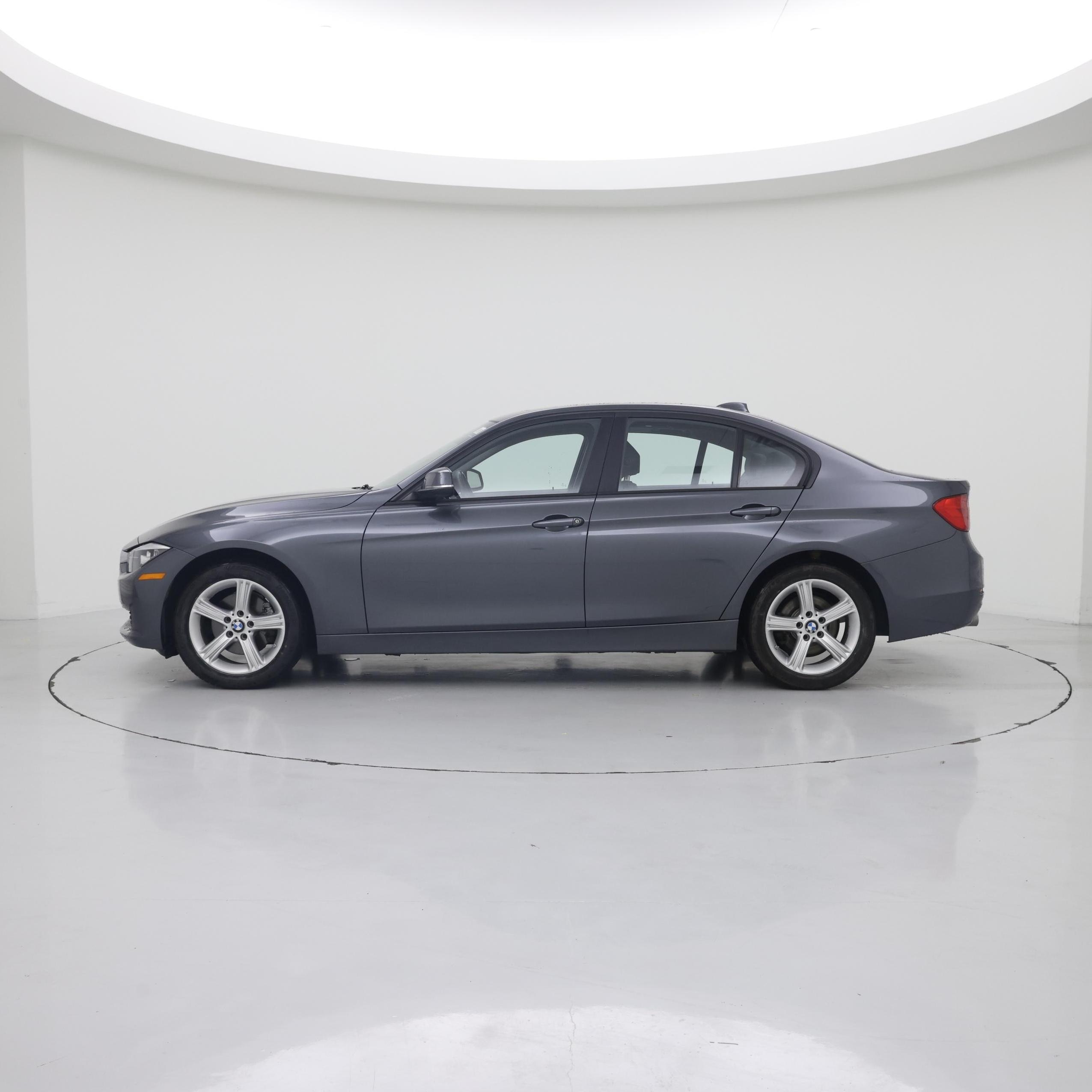 Thumbnail: 2014 BMW 3 Series - 3