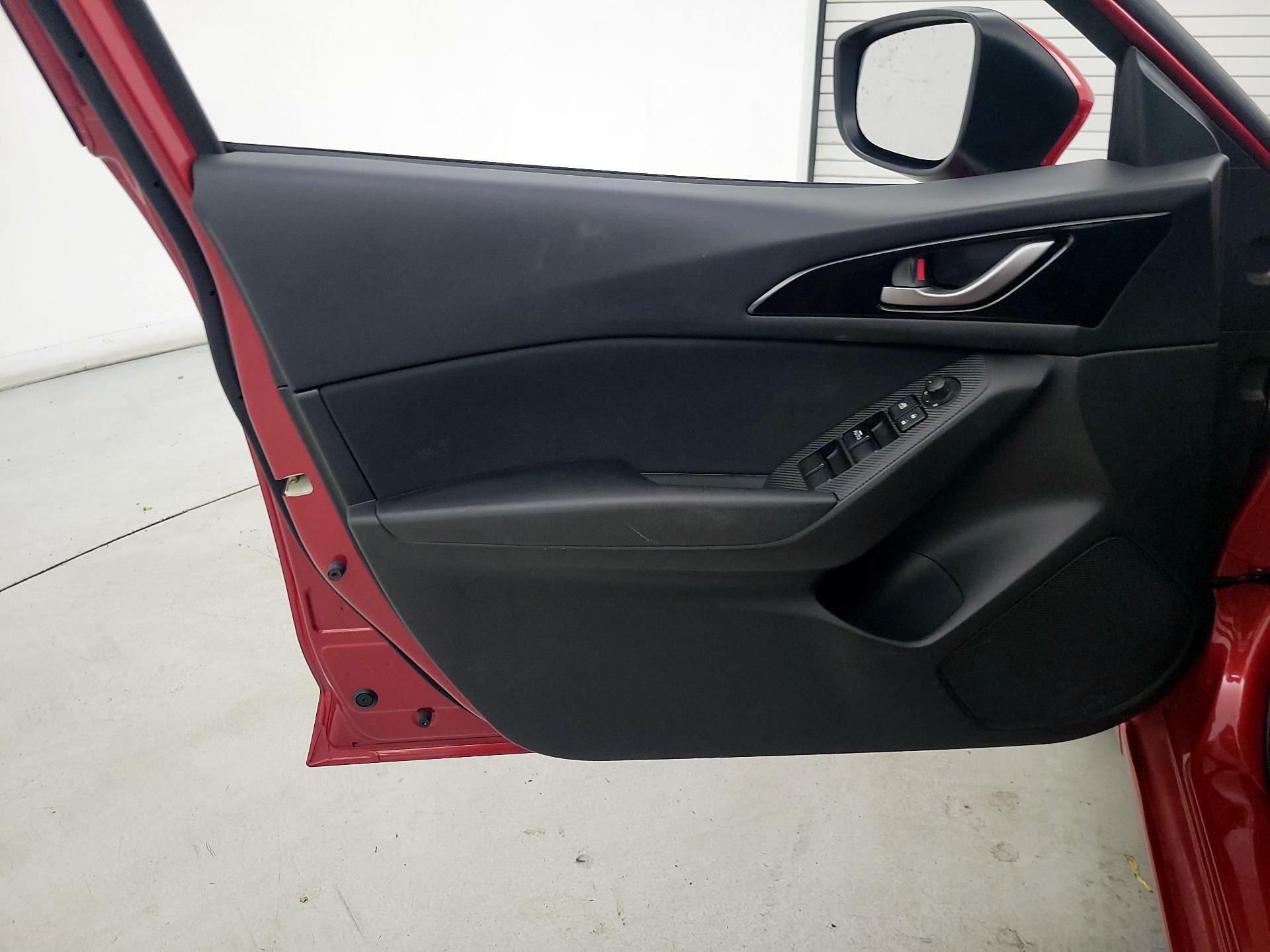 Thumbnail: 2014 Mazda Mazda3 - 12