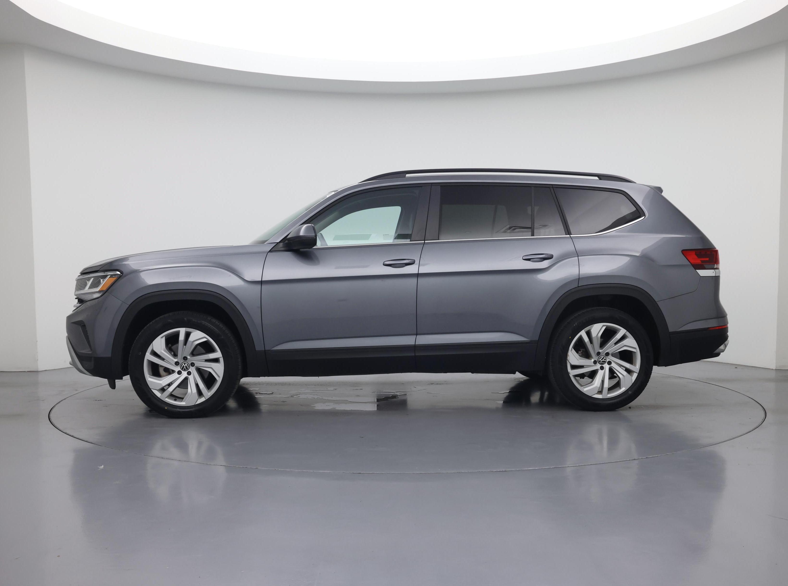 Thumbnail: 2022 Volkswagen Atlas - 3