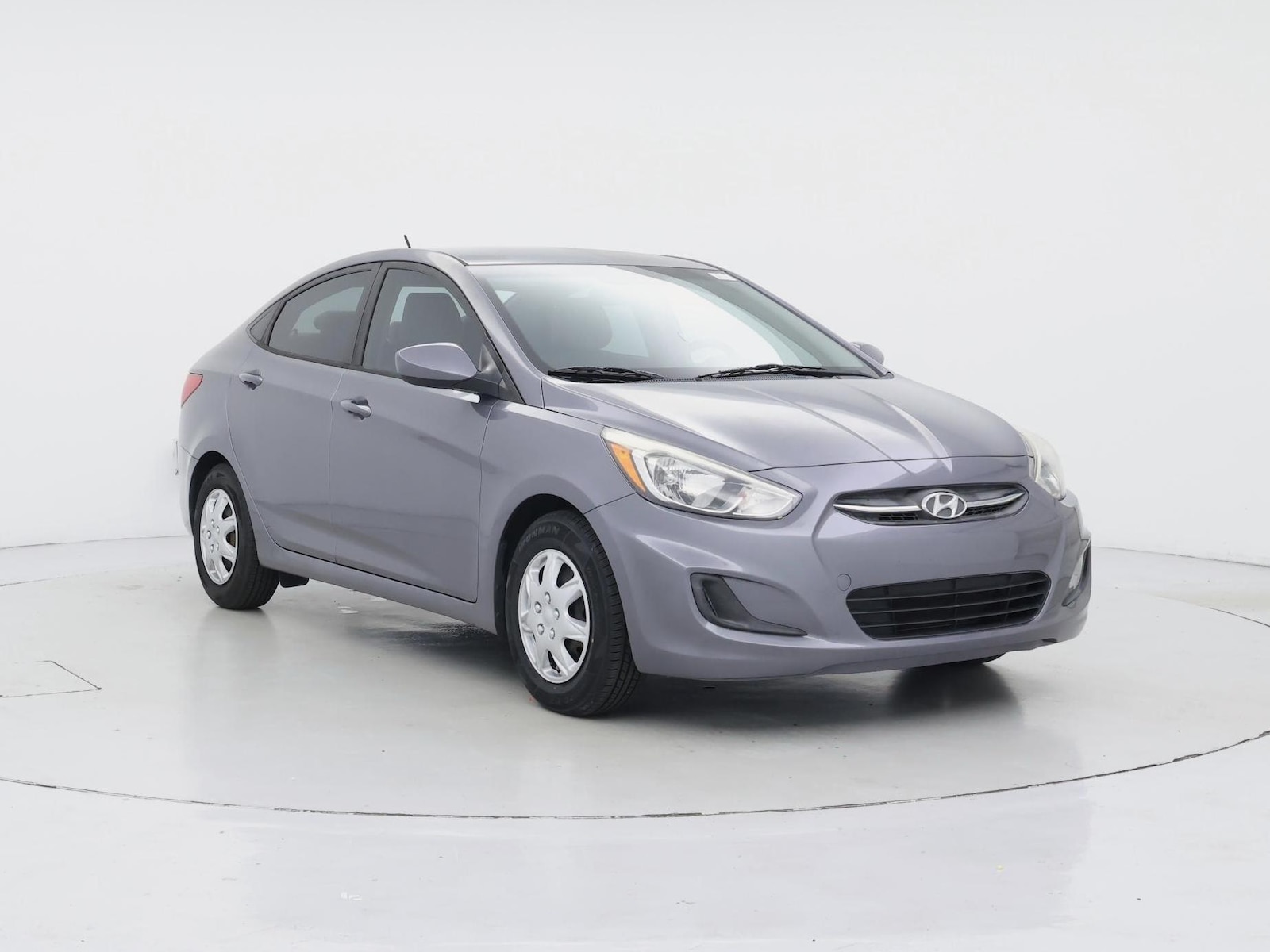 2016 Hyundai Accent SE - Photo 2