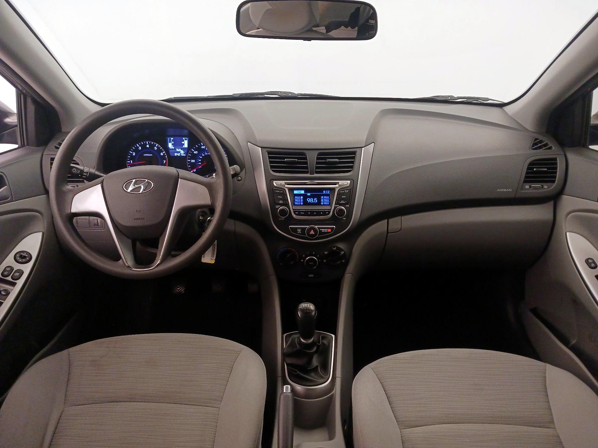 Thumbnail: 2016 Hyundai Accent - 9