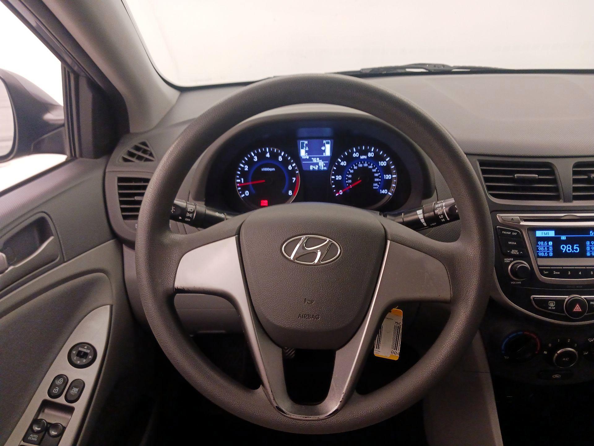 Thumbnail: 2016 Hyundai Accent - 10