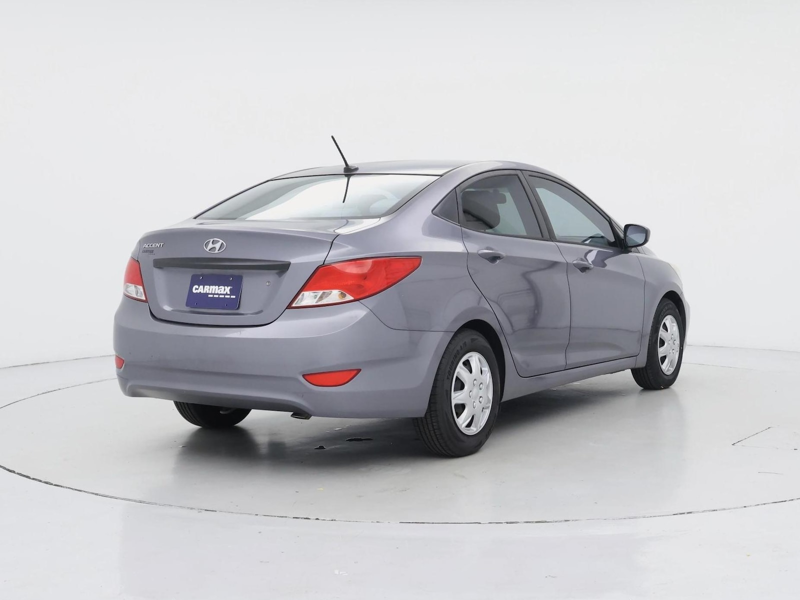 2016 Hyundai Accent SE - Photo 9
