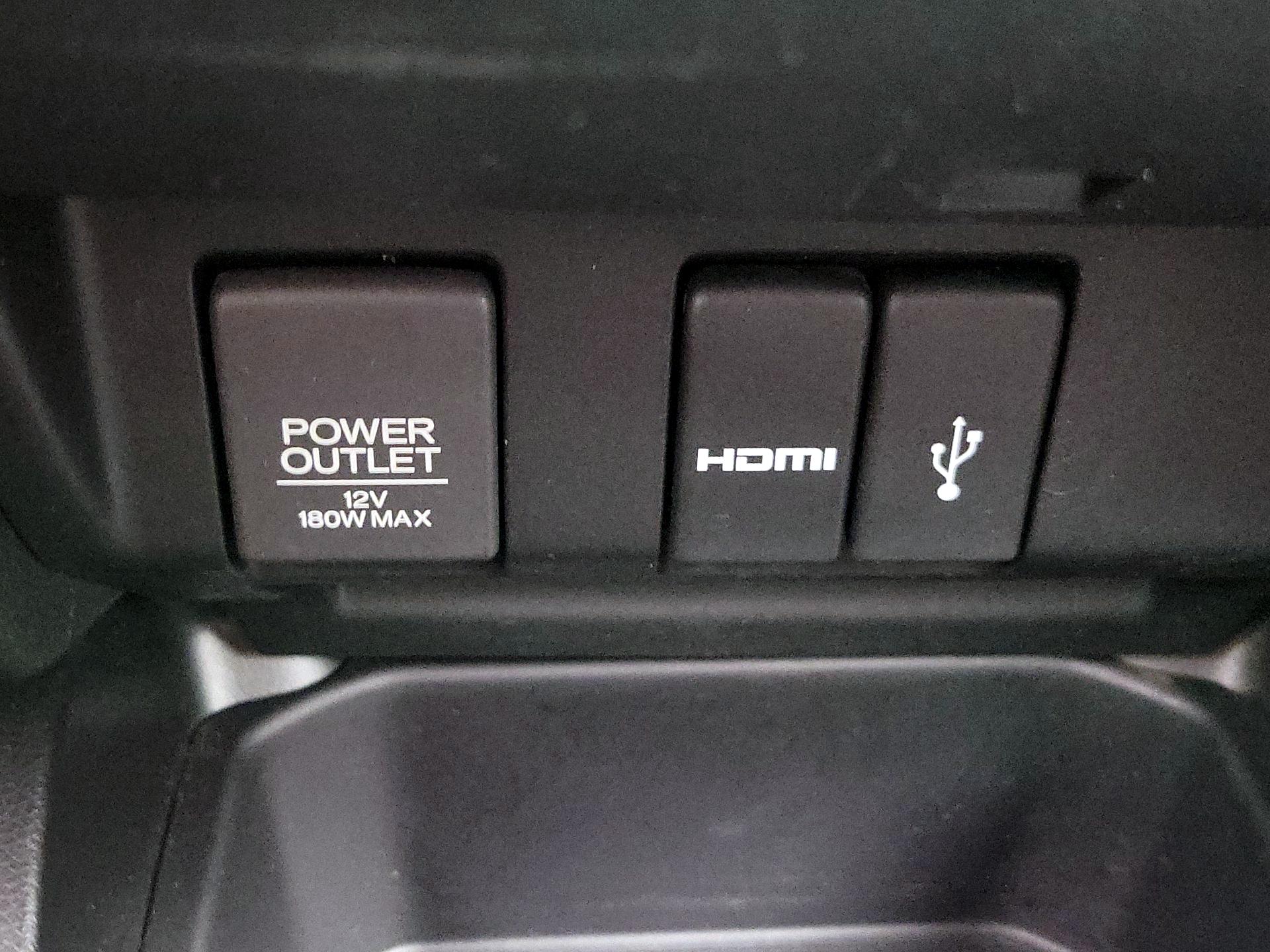 Thumbnail: 2016 Honda Fit - 18