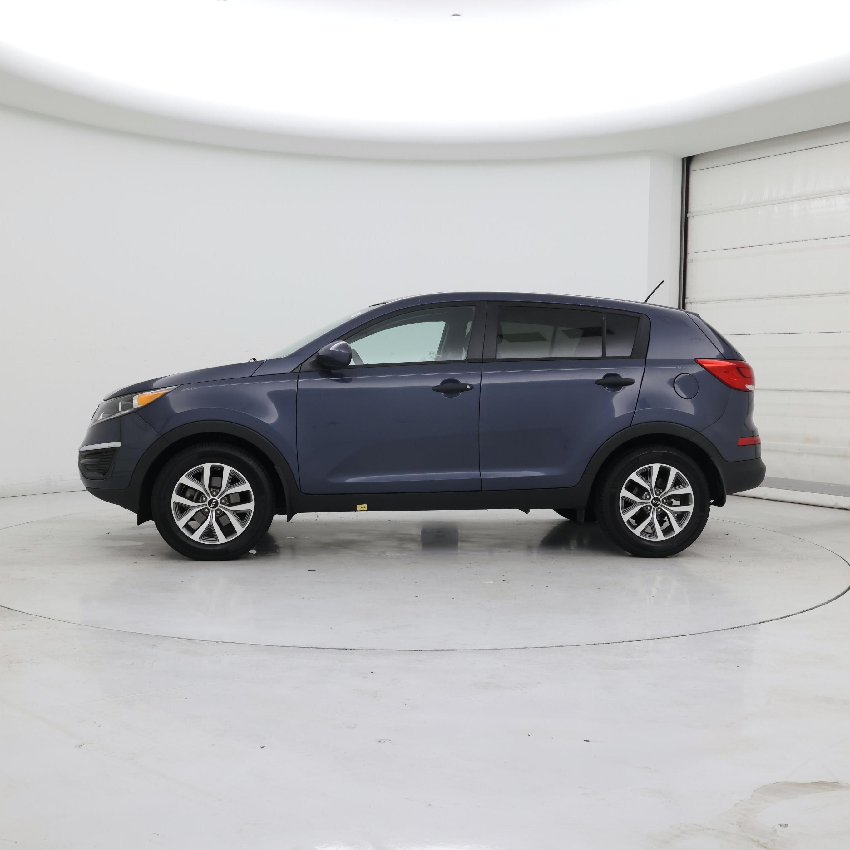 Thumbnail: 2014 Kia Sportage - 3