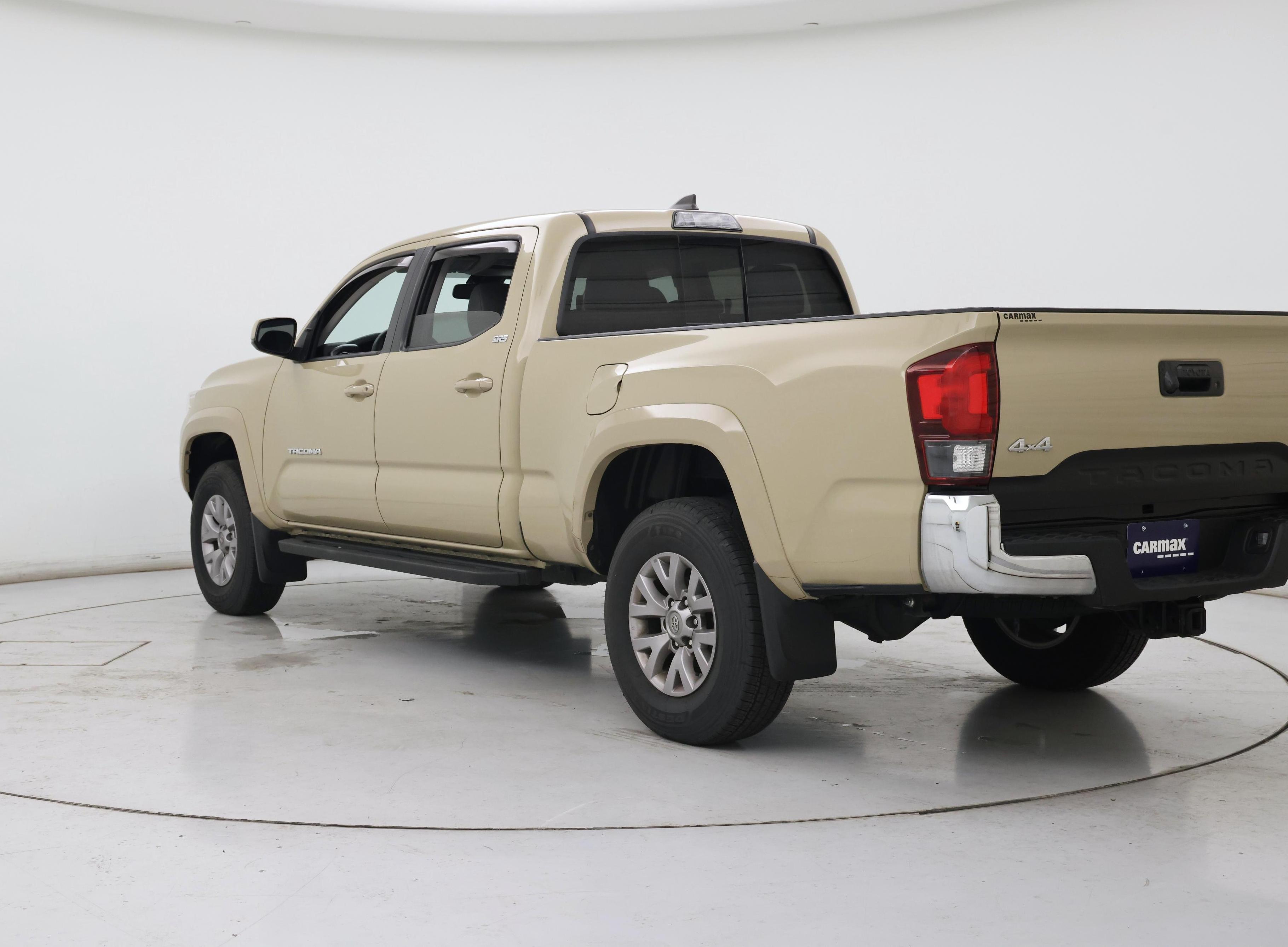 Thumbnail: 2018 Toyota Tacoma - 2