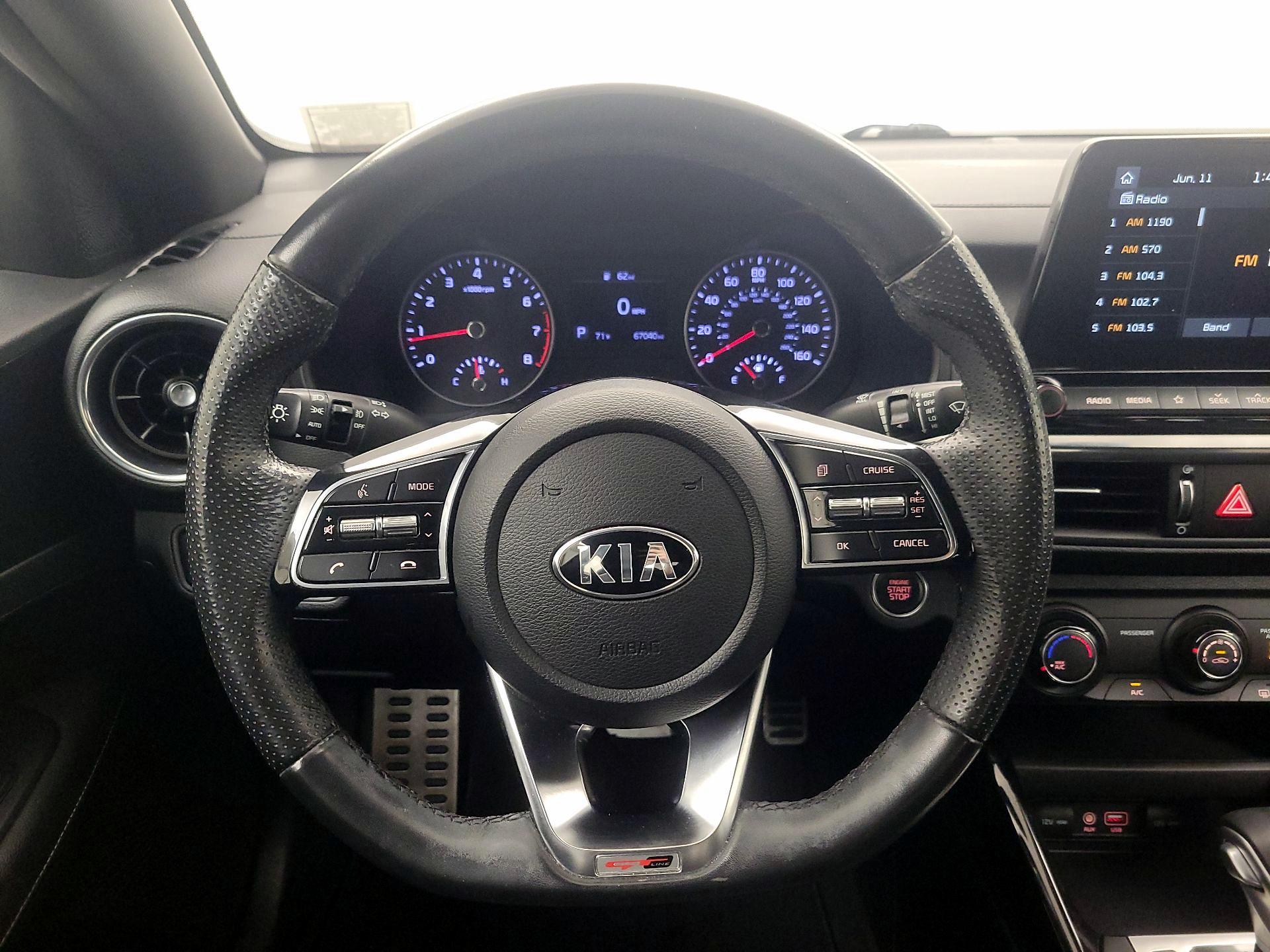 Thumbnail: 2020 Kia Forte - 10