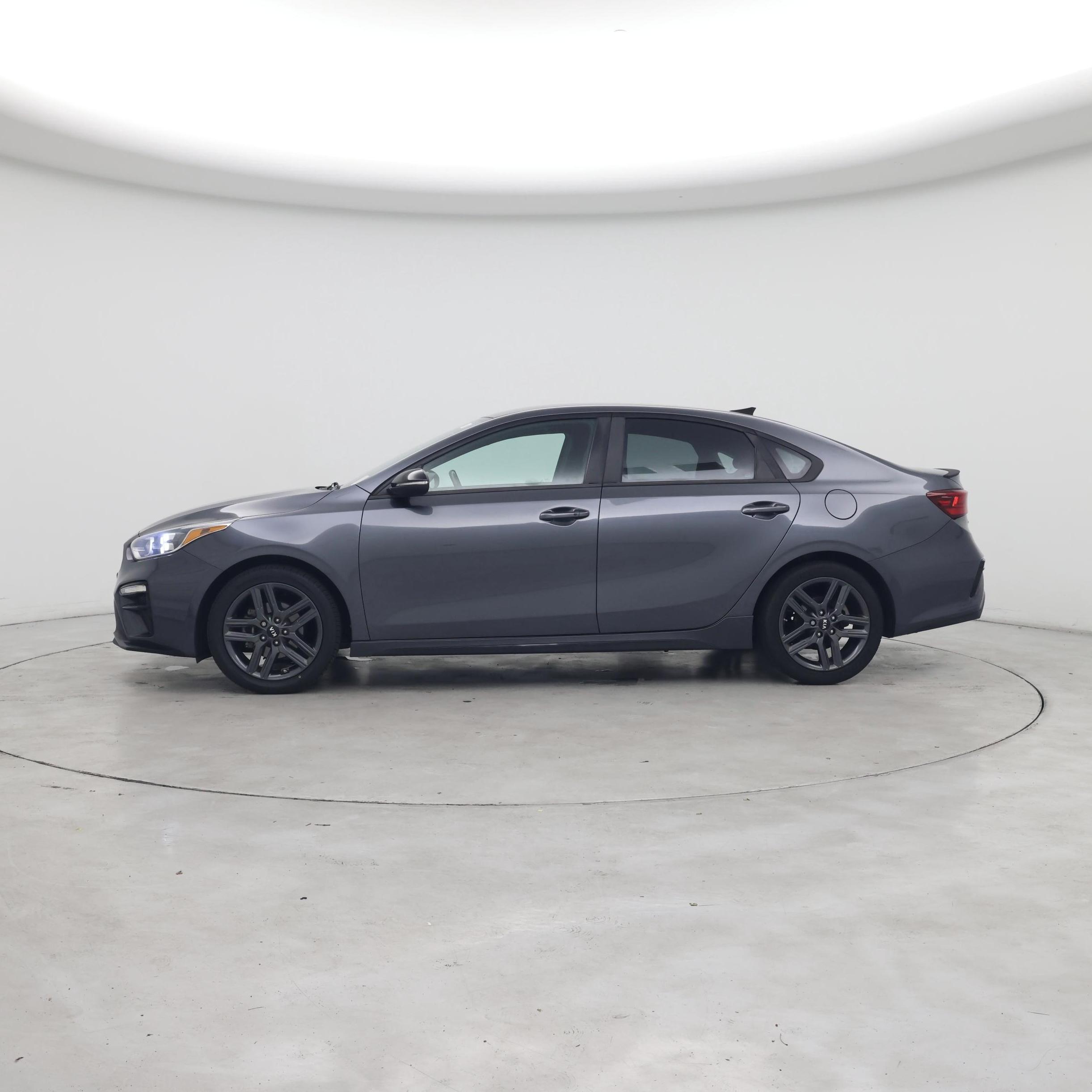 Thumbnail: 2020 Kia Forte - 3