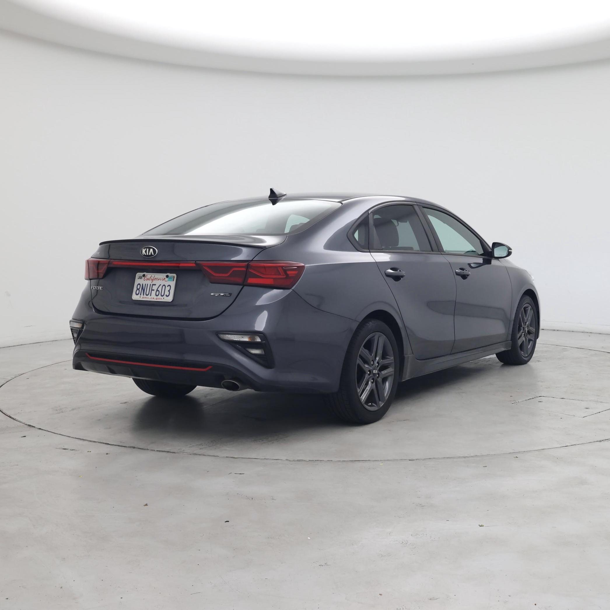 Thumbnail: 2020 Kia Forte - 8