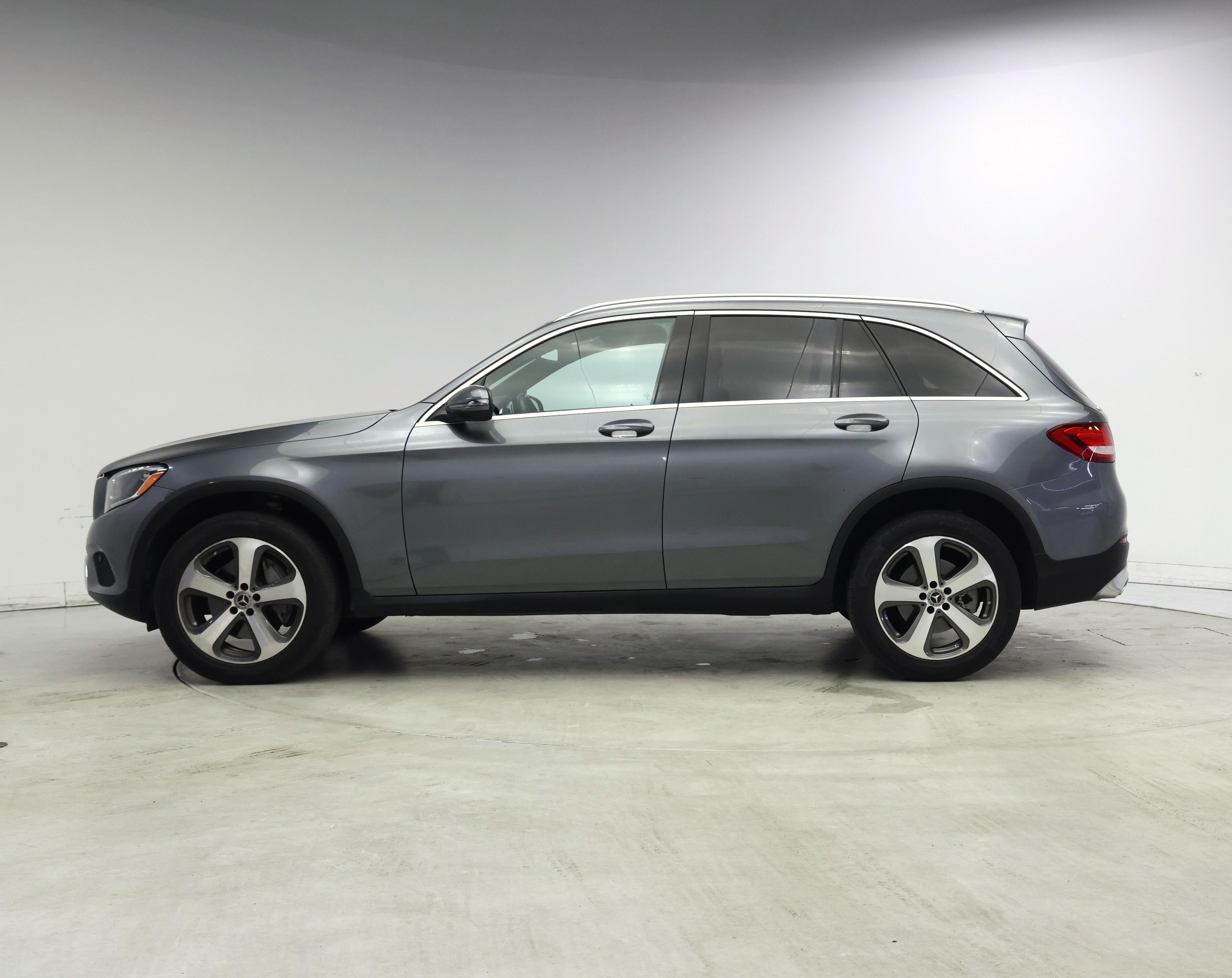 Thumbnail: 2018 Mercedes-Benz GLC - 3