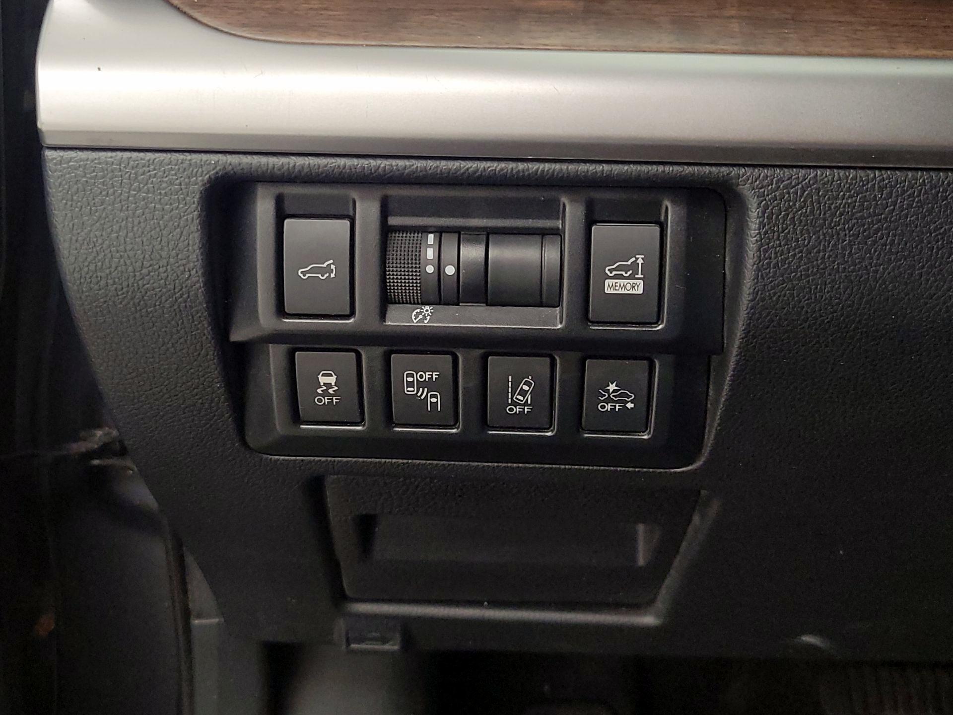 Thumbnail: 2018 Subaru Outback - 13