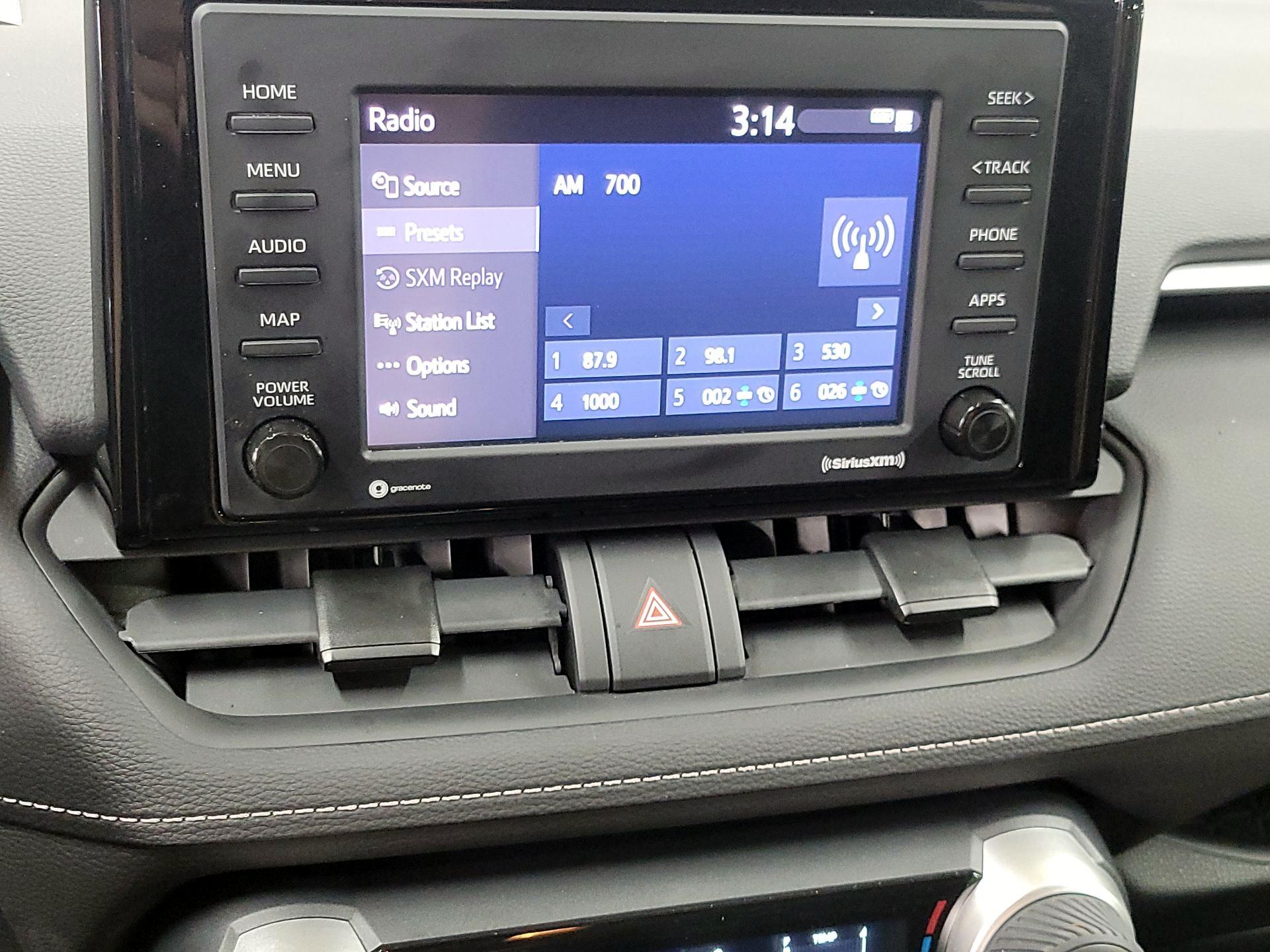 Thumbnail: 2020 Toyota RAV4 - 15
