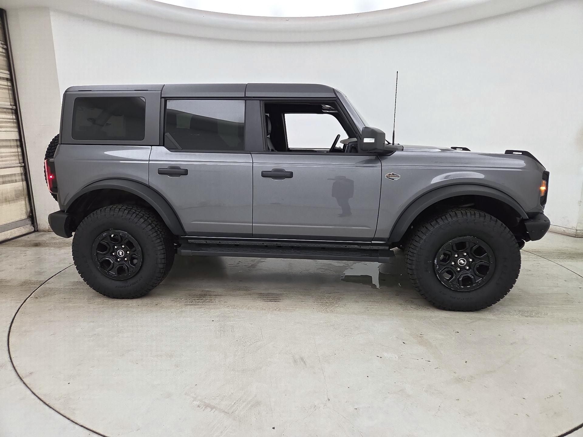 Thumbnail: 2024 Ford Bronco - 4