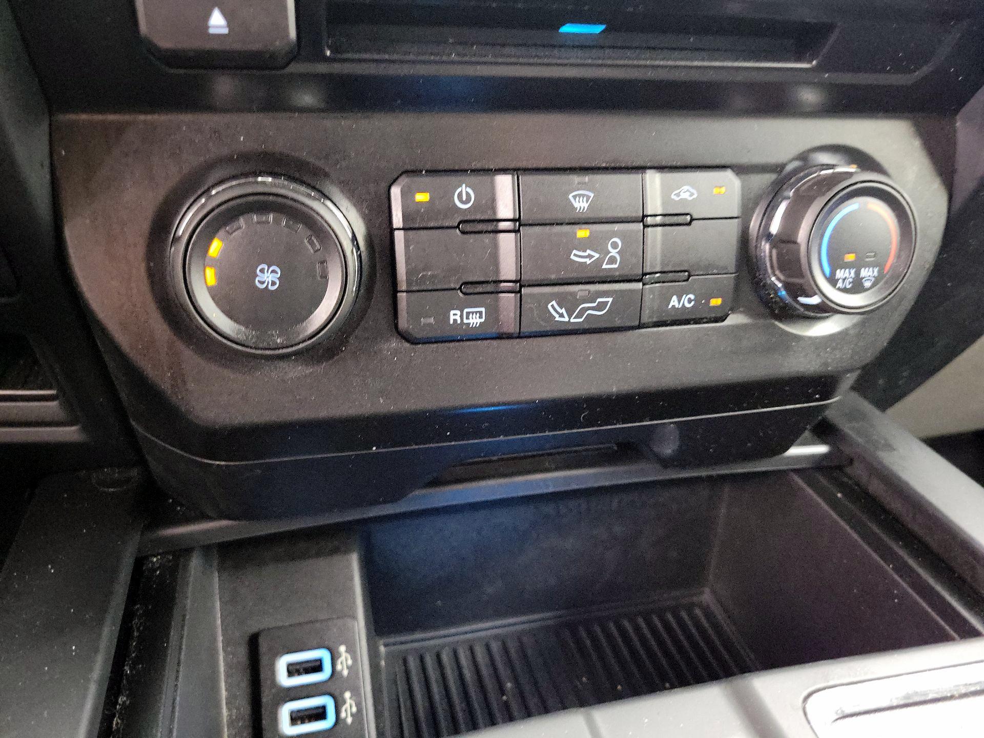 Thumbnail: 2017 Ford F-150 - 16