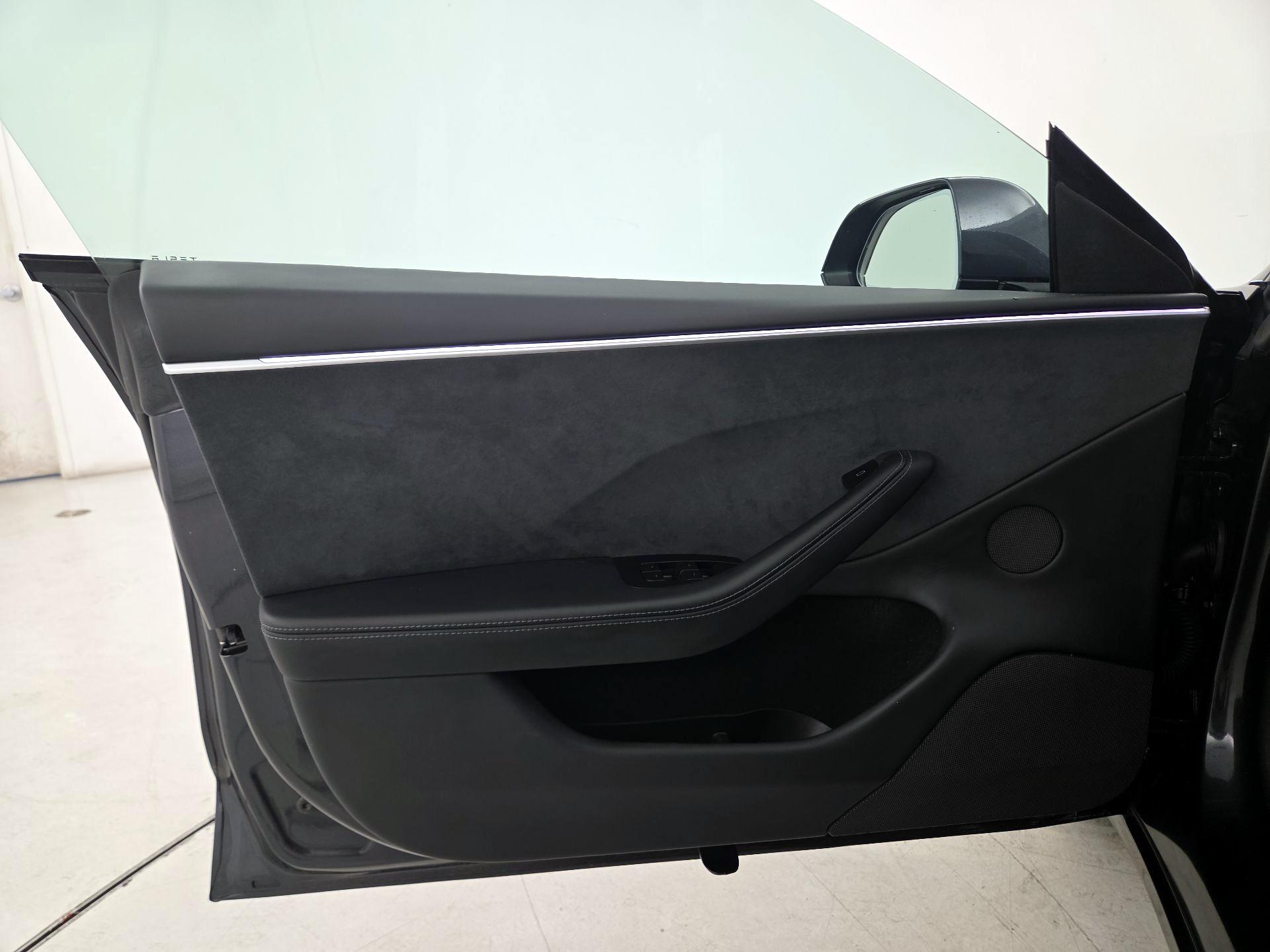 Thumbnail: 2024 Tesla Model 3 - 12