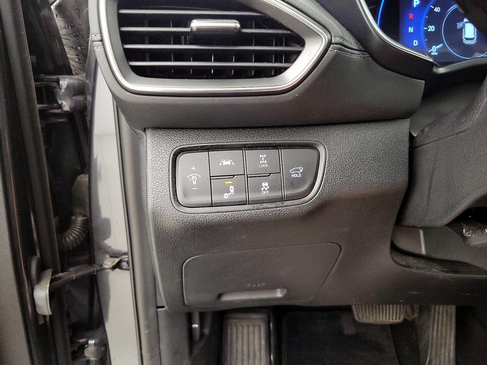 2020 Hyundai Santa Fe SEL - Photo 14