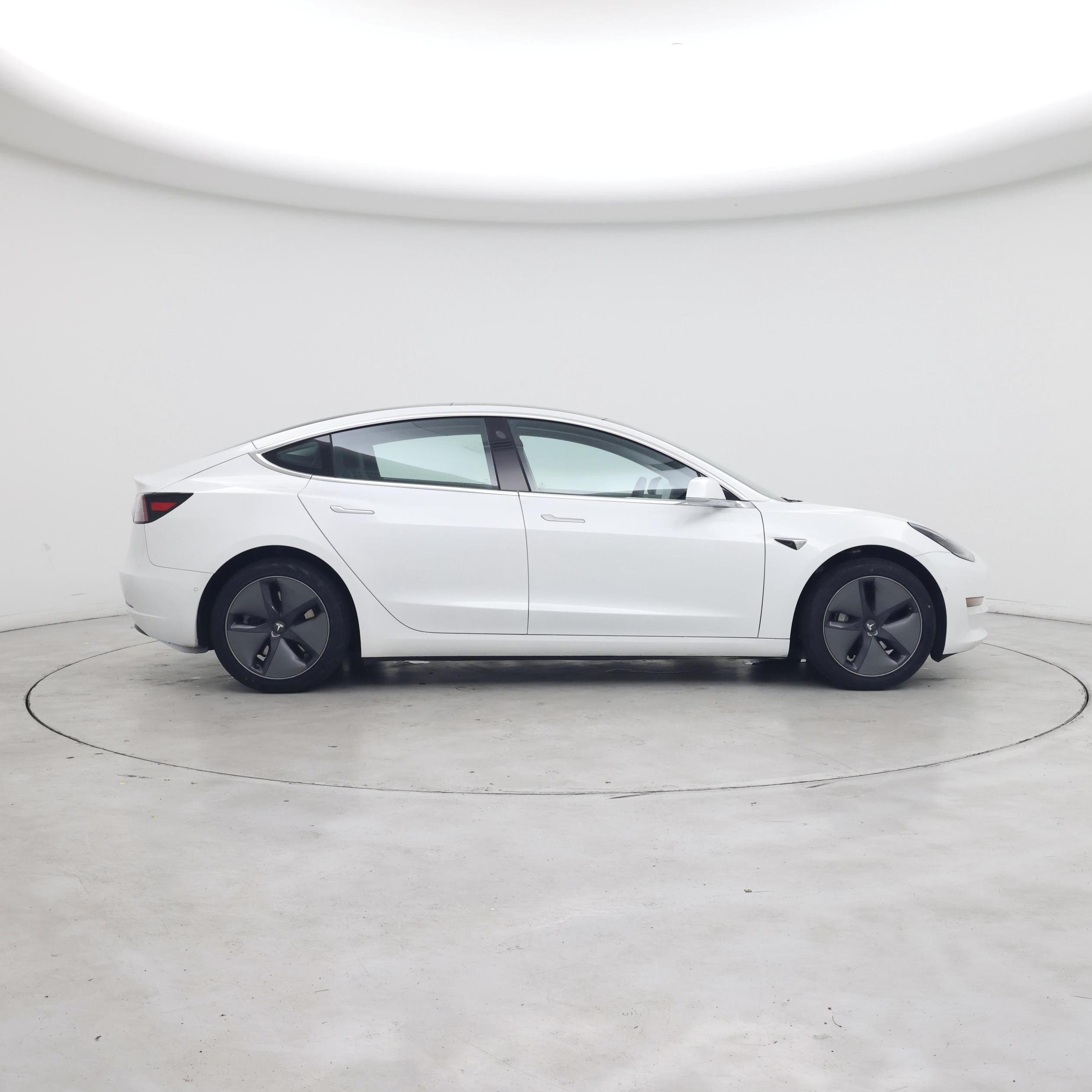 Thumbnail: 2020 Tesla Model 3 - 7