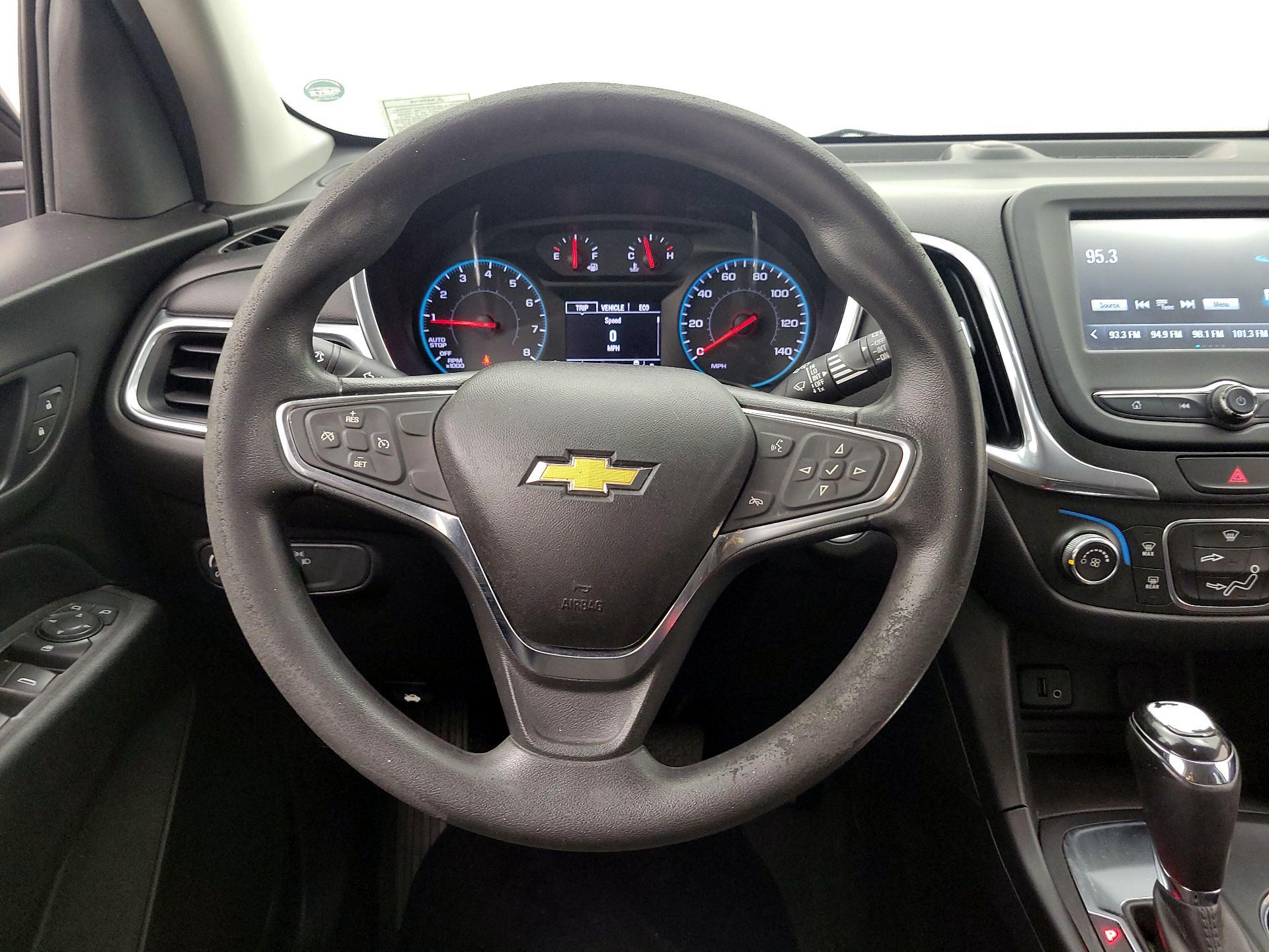 Thumbnail: 2018 Chevrolet Equinox - 10