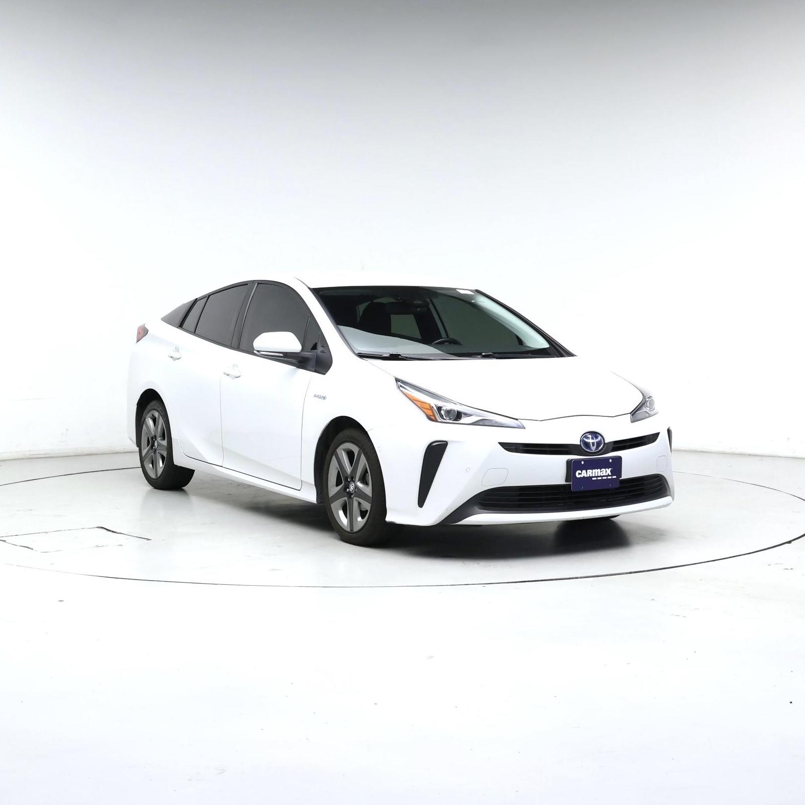 White 2021 Toyota Prius Hatchback Front-Wheel Drive Automatic