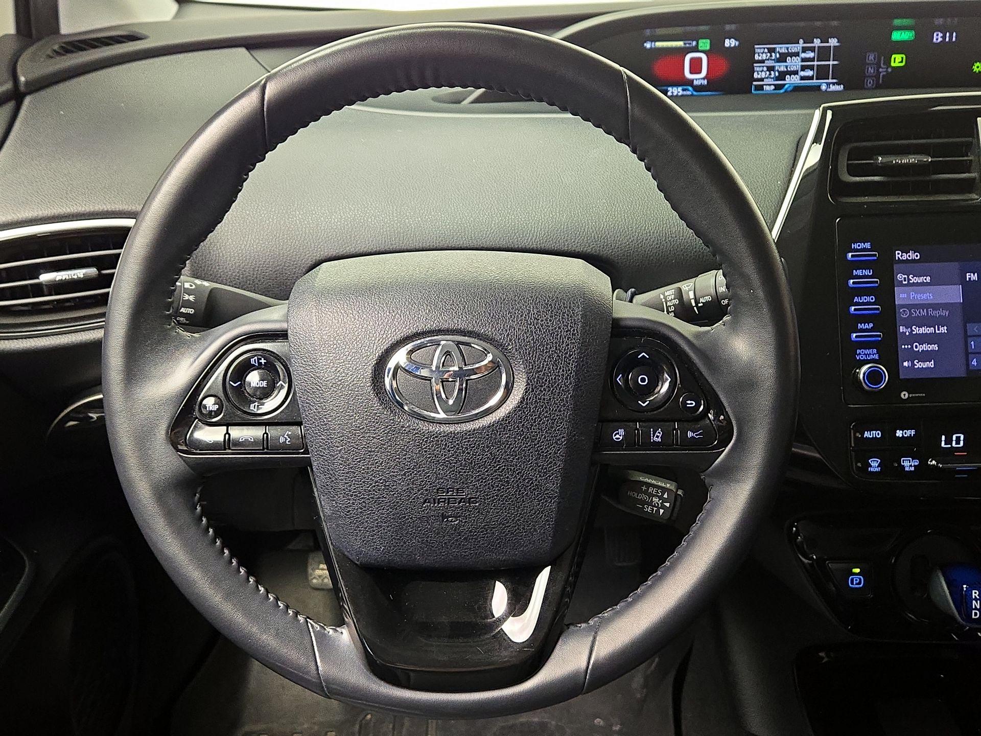 Thumbnail: 2021 Toyota Prius - 10