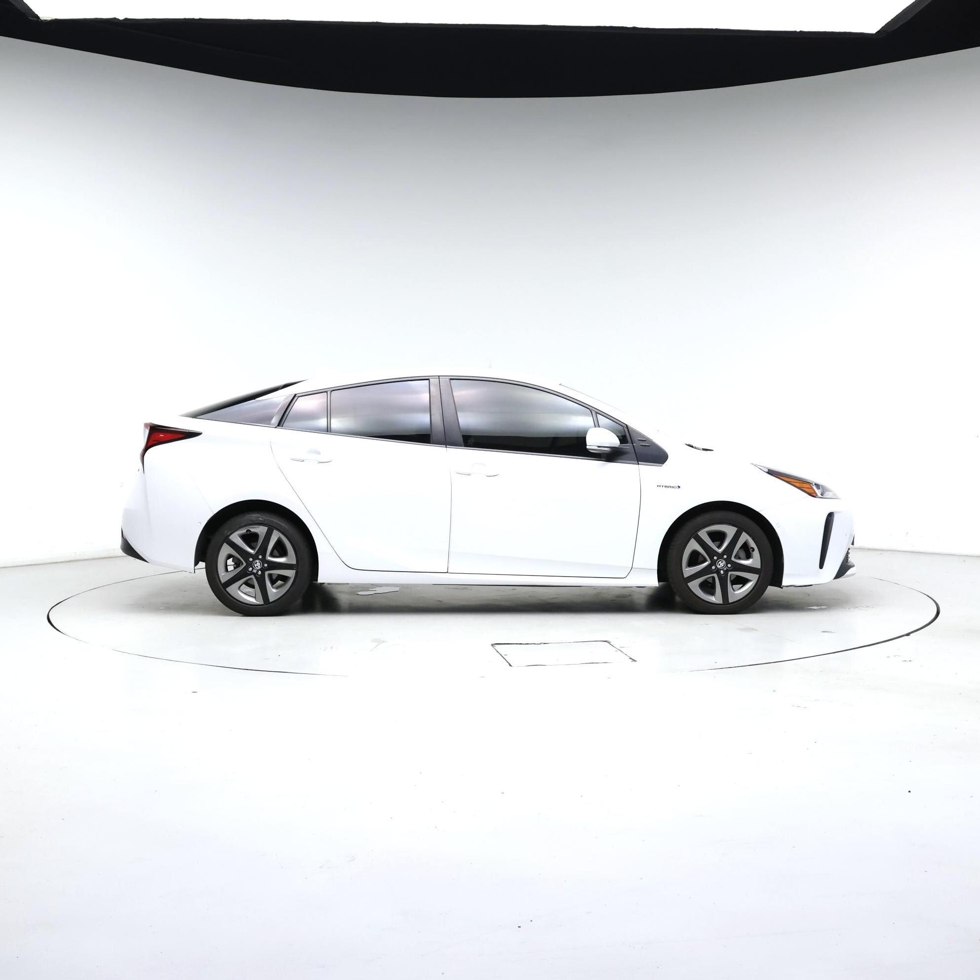 Thumbnail: 2021 Toyota Prius - 7