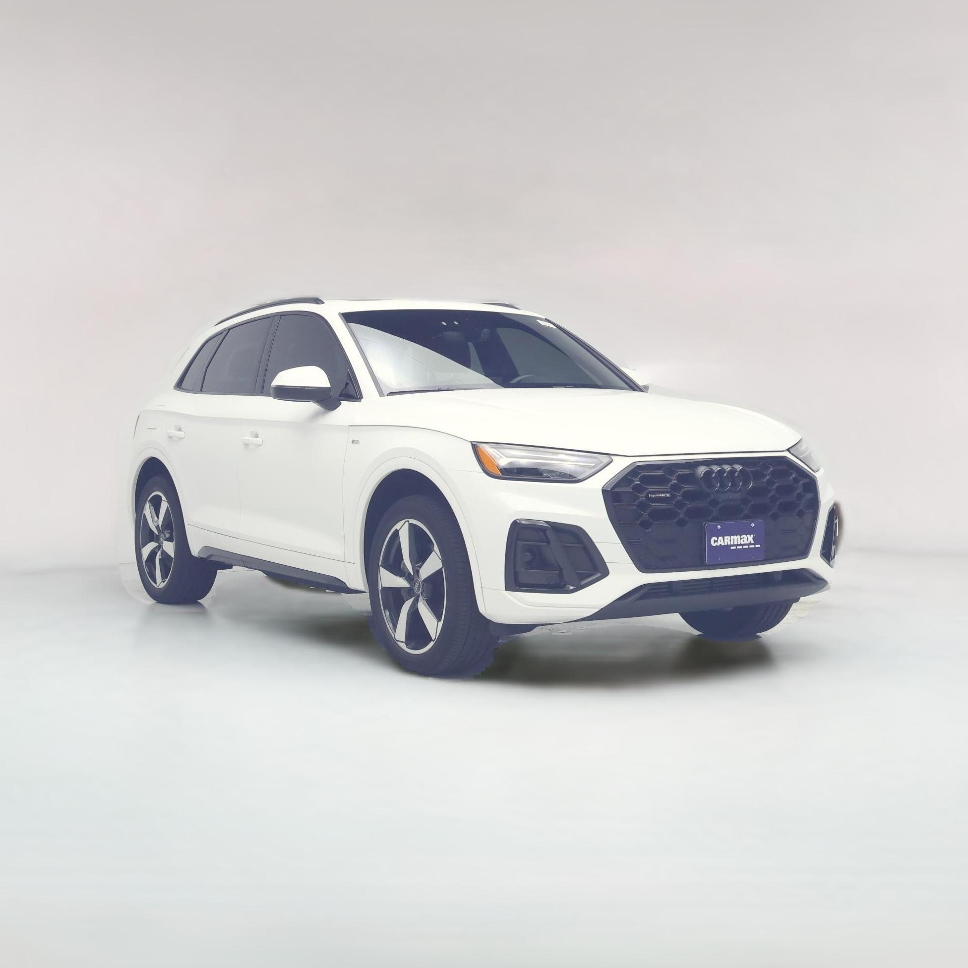 Thumbnail: 2023 Audi Q5 - 1