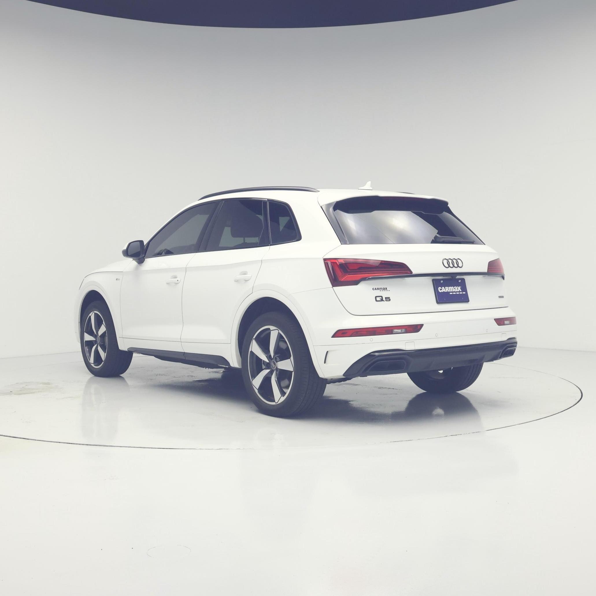 Thumbnail: 2023 Audi Q5 - 2