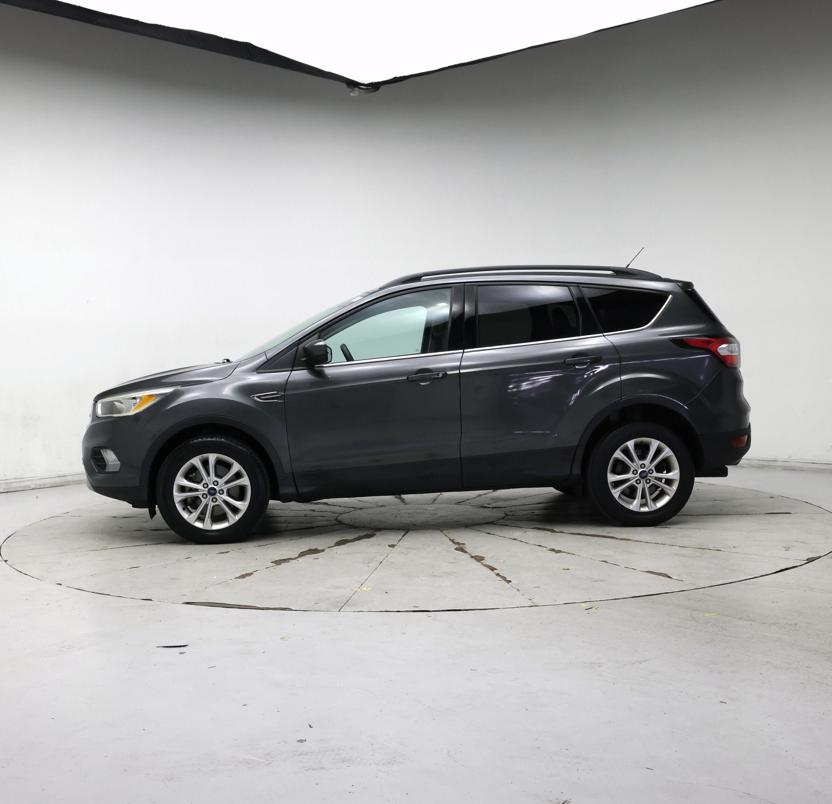 Thumbnail: 2018 Ford Escape - 3