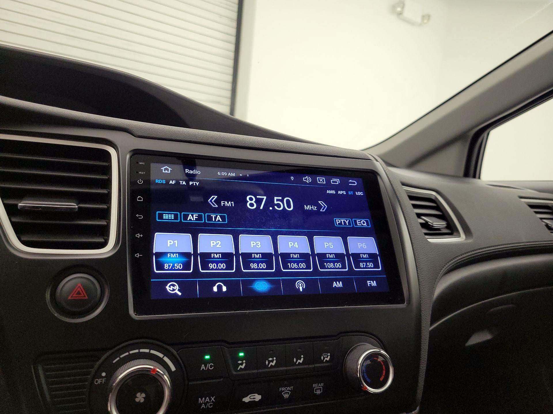 Thumbnail: 2015 Honda Civic - 15