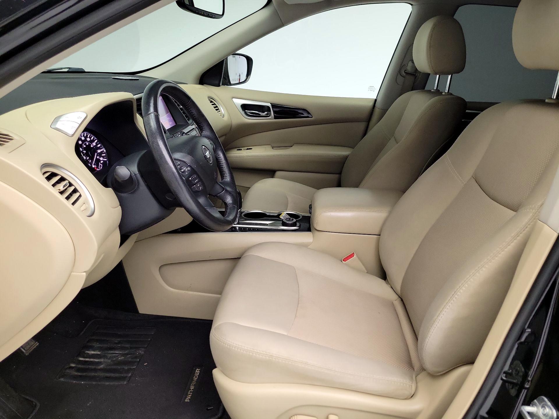 Thumbnail: 2018 Nissan Pathfinder - 11