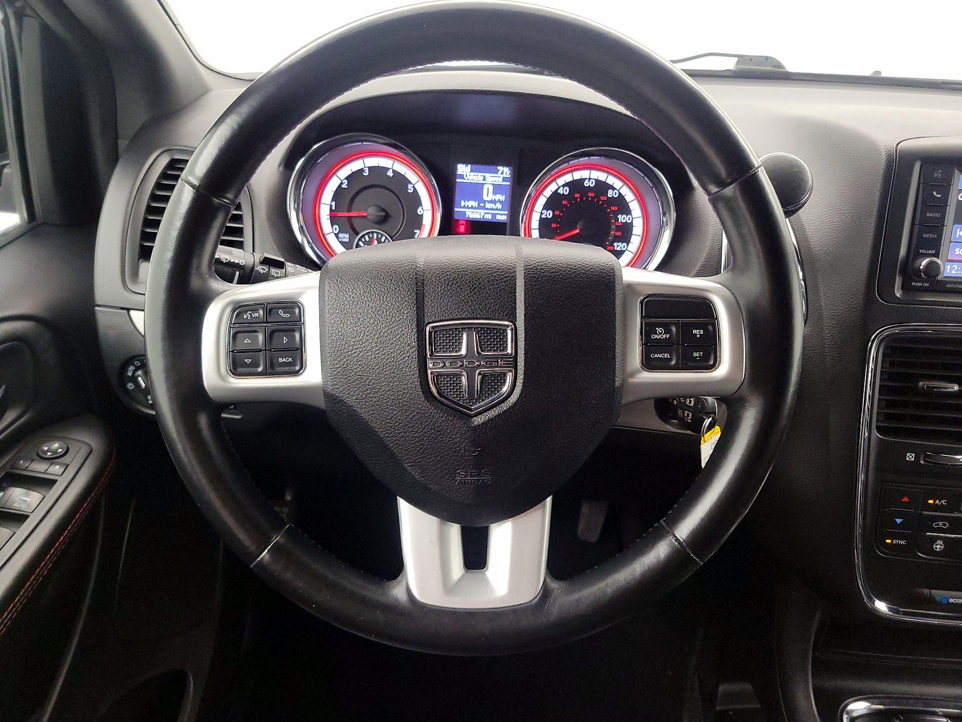 Thumbnail: 2019 Dodge Grand Caravan - 10