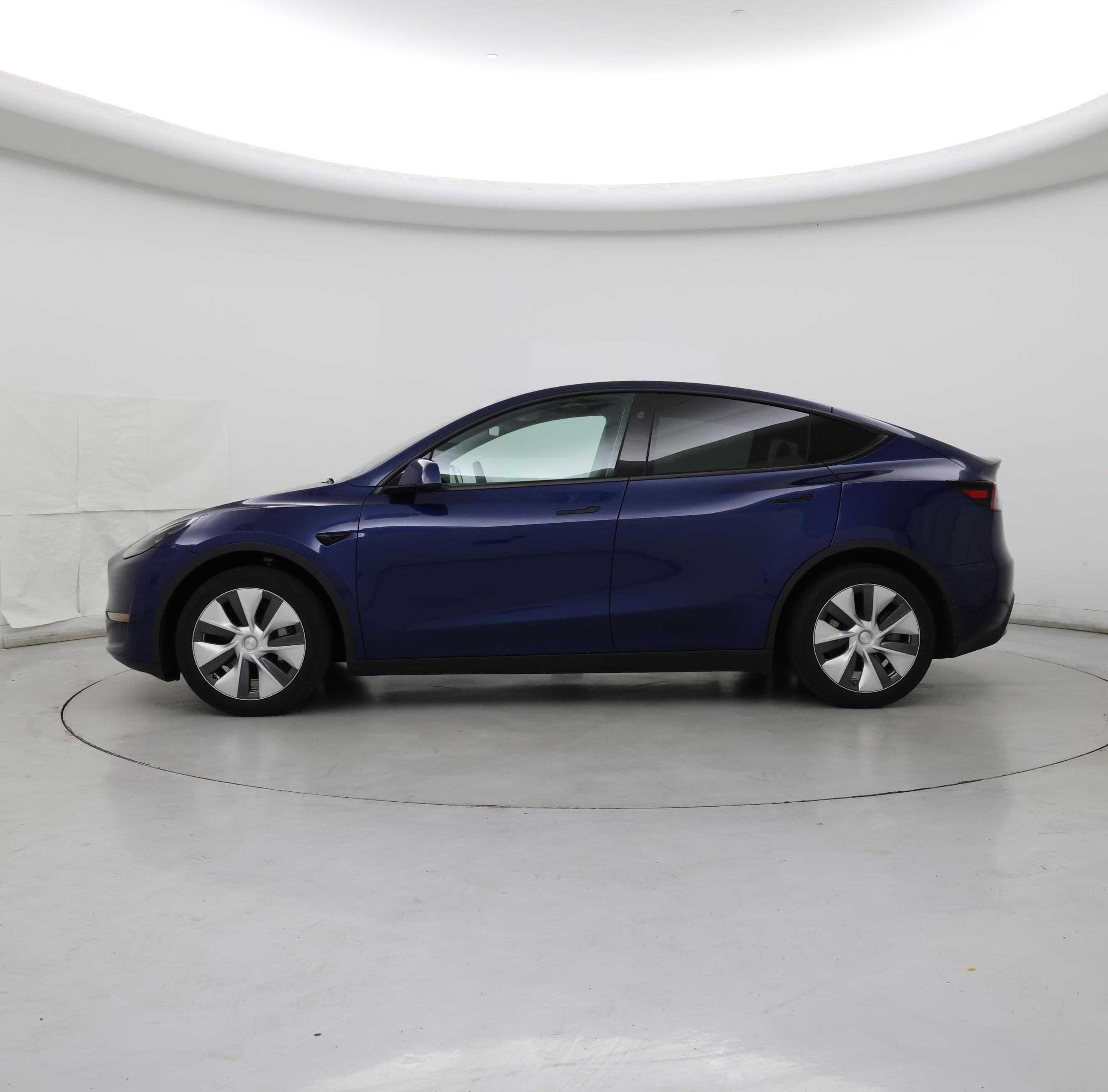Thumbnail: 2024 Tesla Model Y - 3