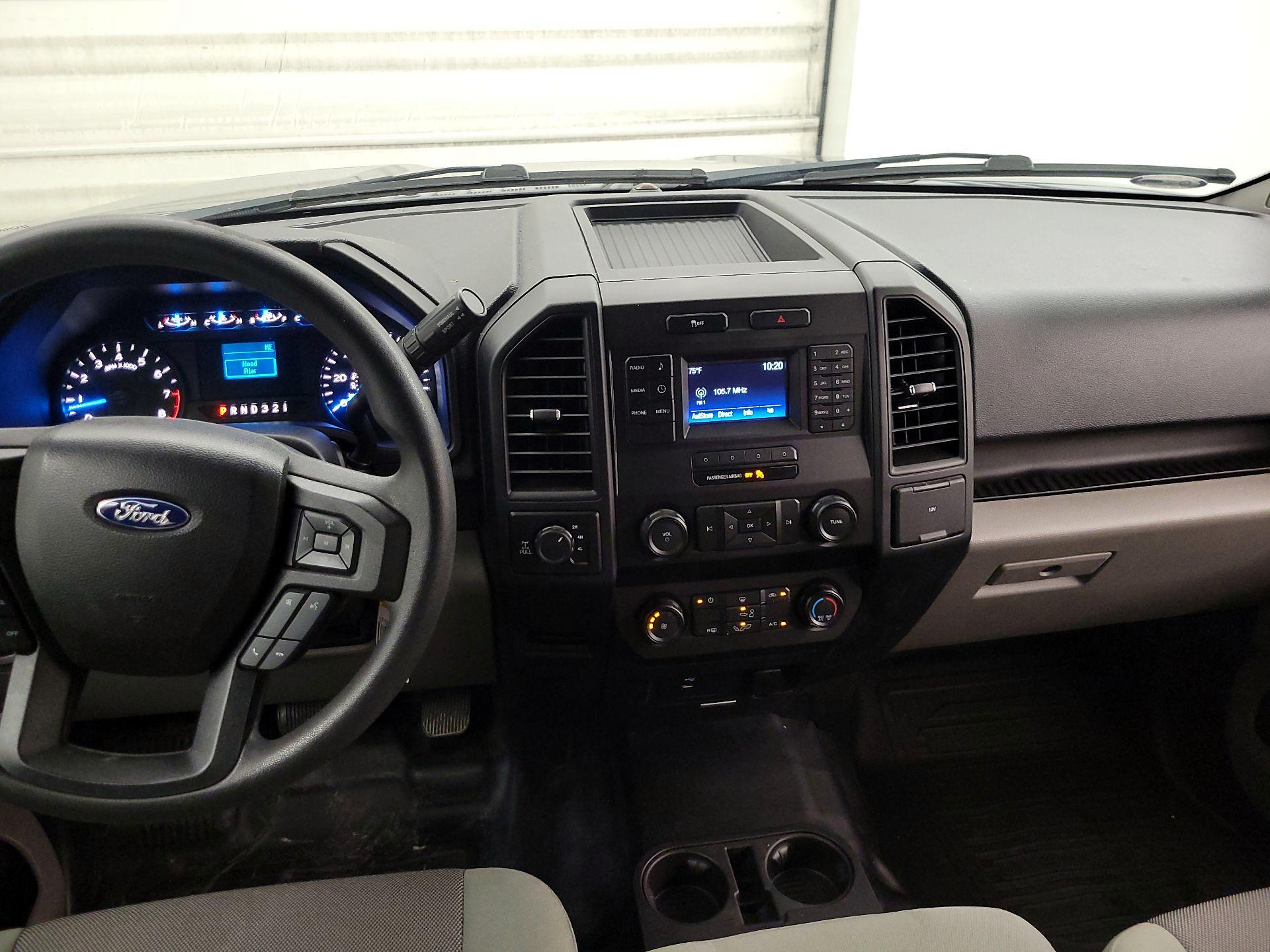 Thumbnail: 2017 Ford F-150 - 9