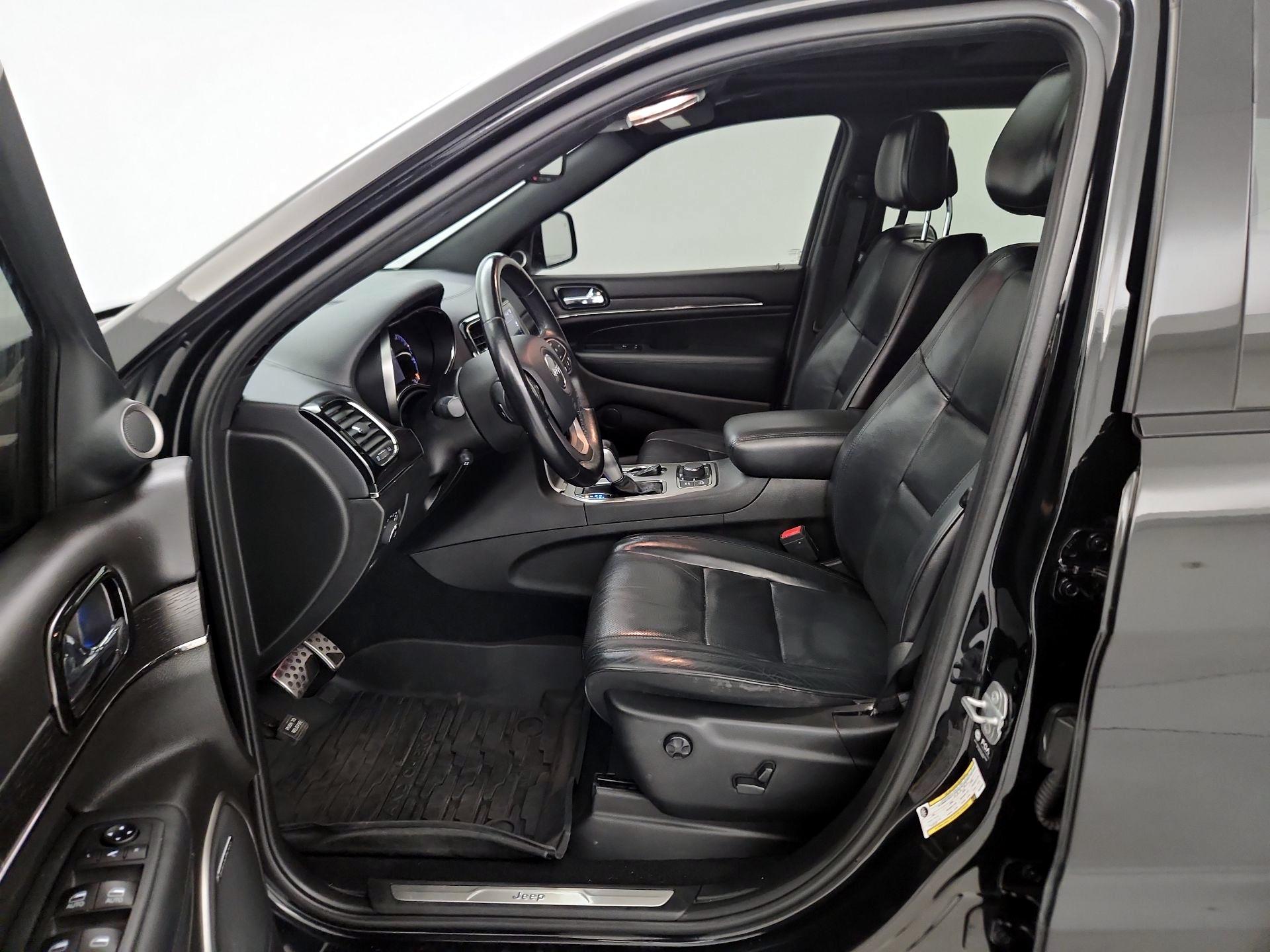 Thumbnail: 2021 Jeep Grand Cherokee - 11
