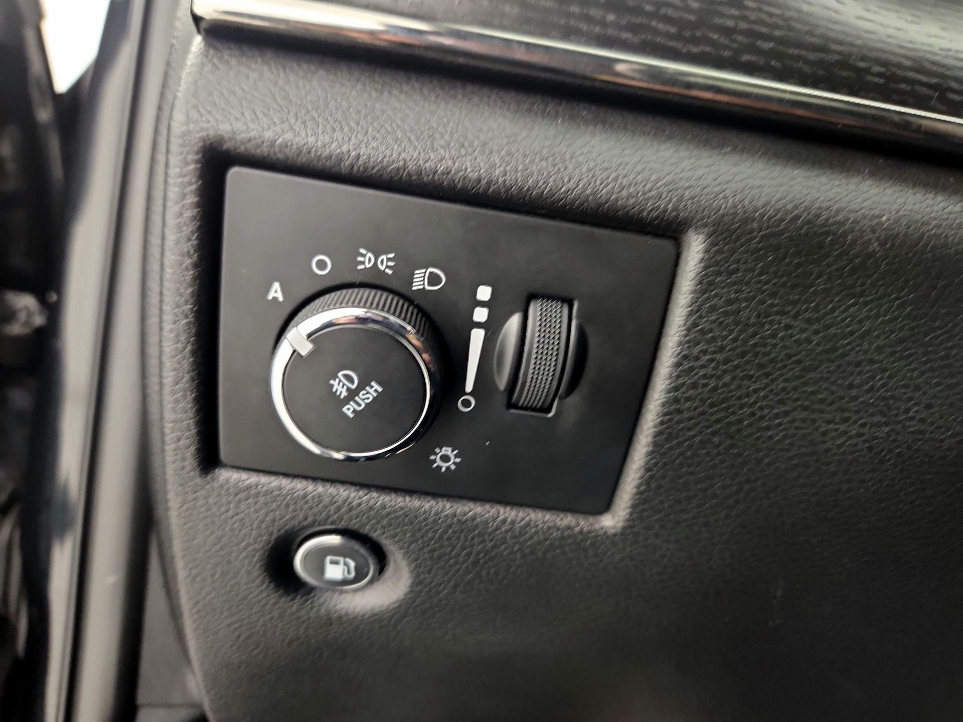 Thumbnail: 2021 Jeep Grand Cherokee - 13