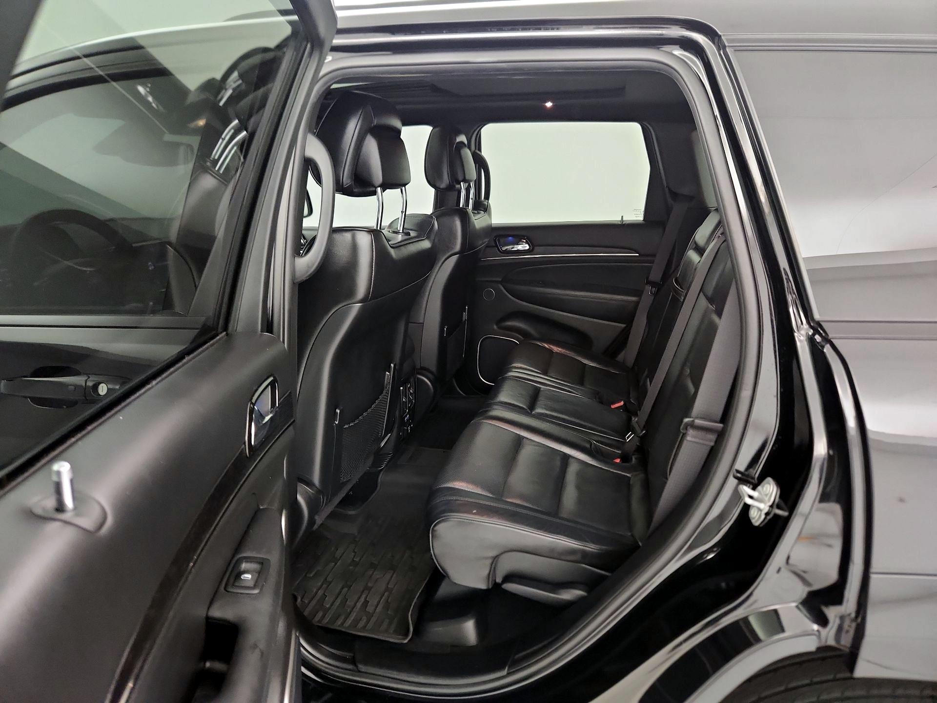 Thumbnail: 2021 Jeep Grand Cherokee - 19