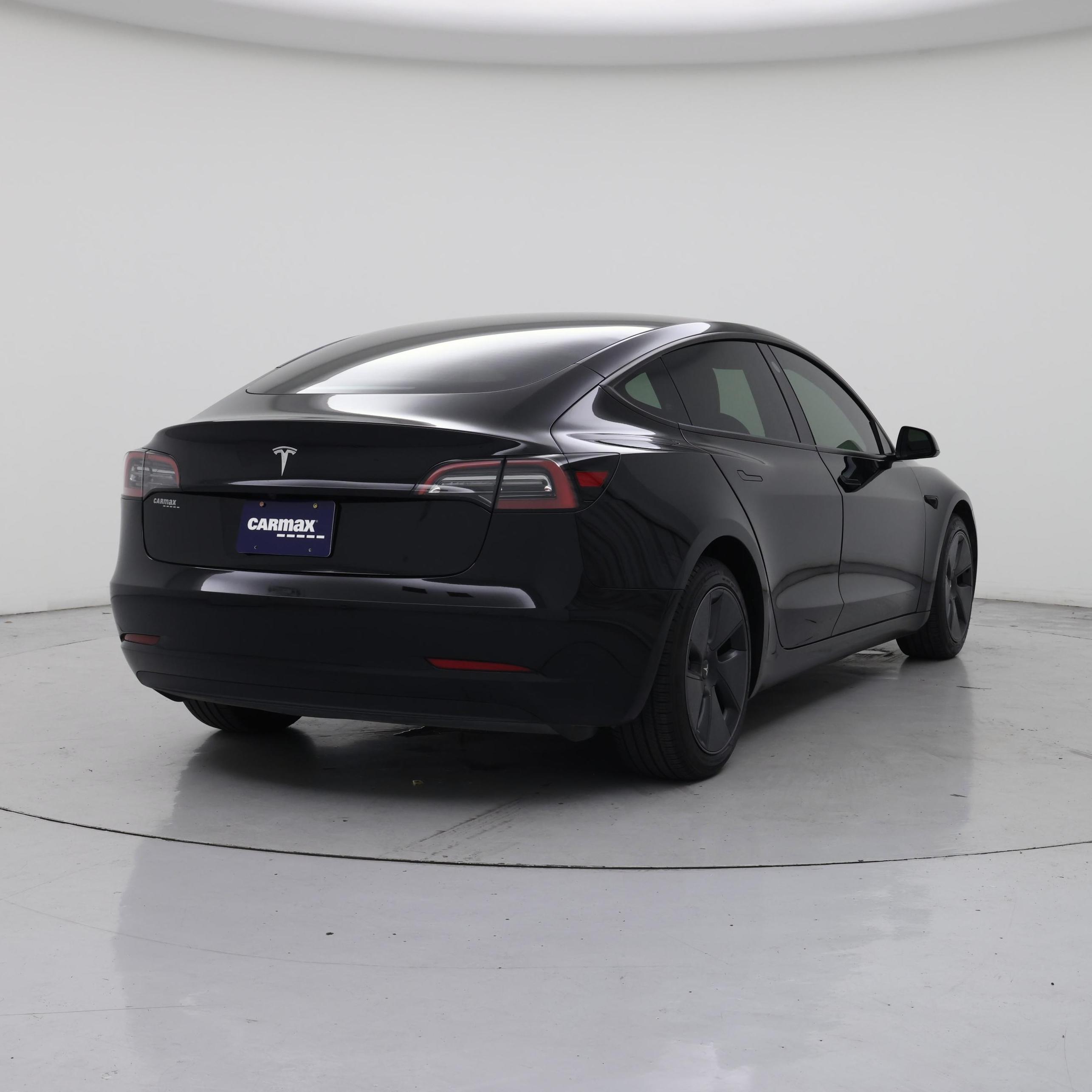 Thumbnail: 2023 Tesla Model 3 - 8