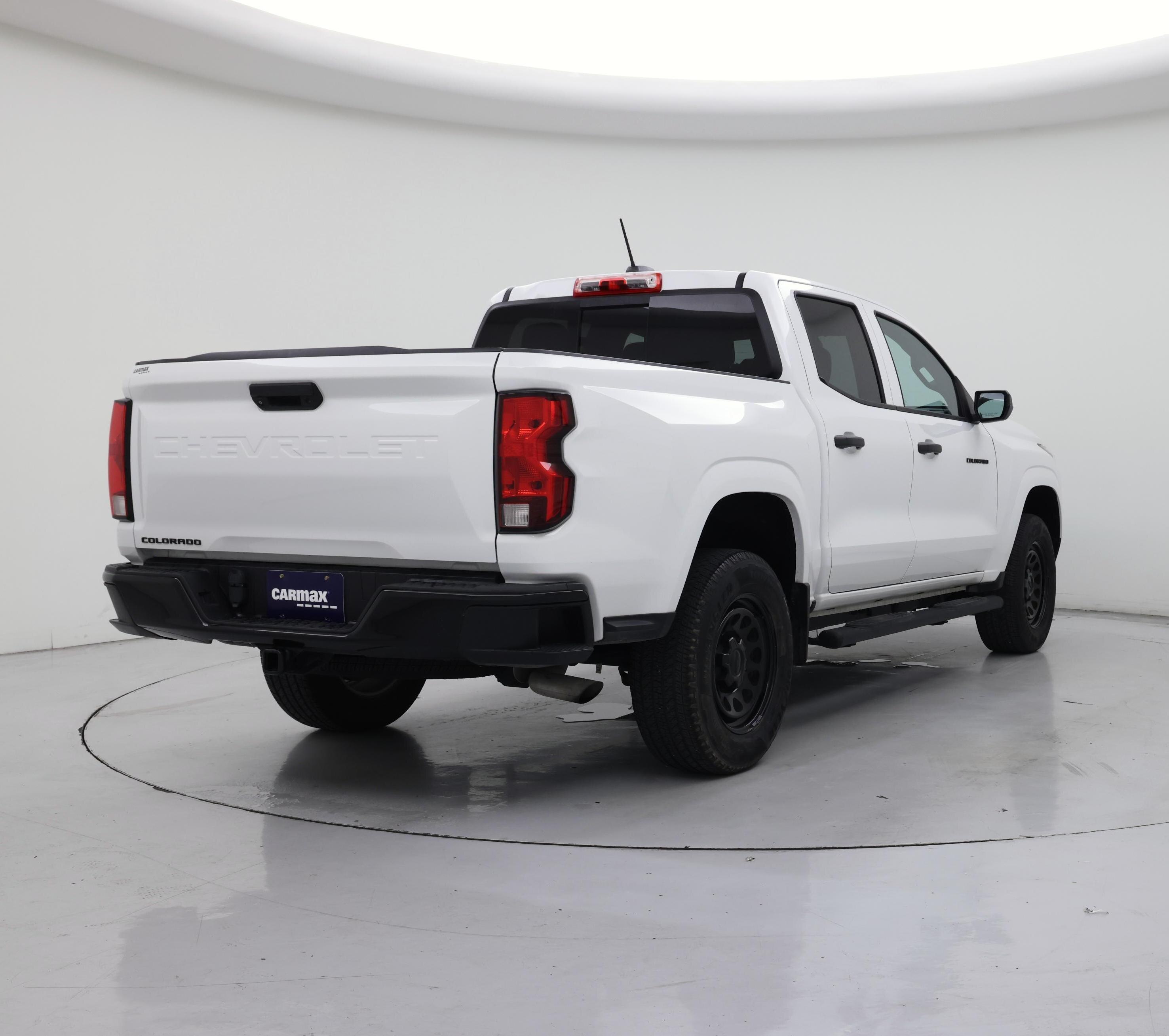Thumbnail: 2023 Chevrolet Colorado - 8