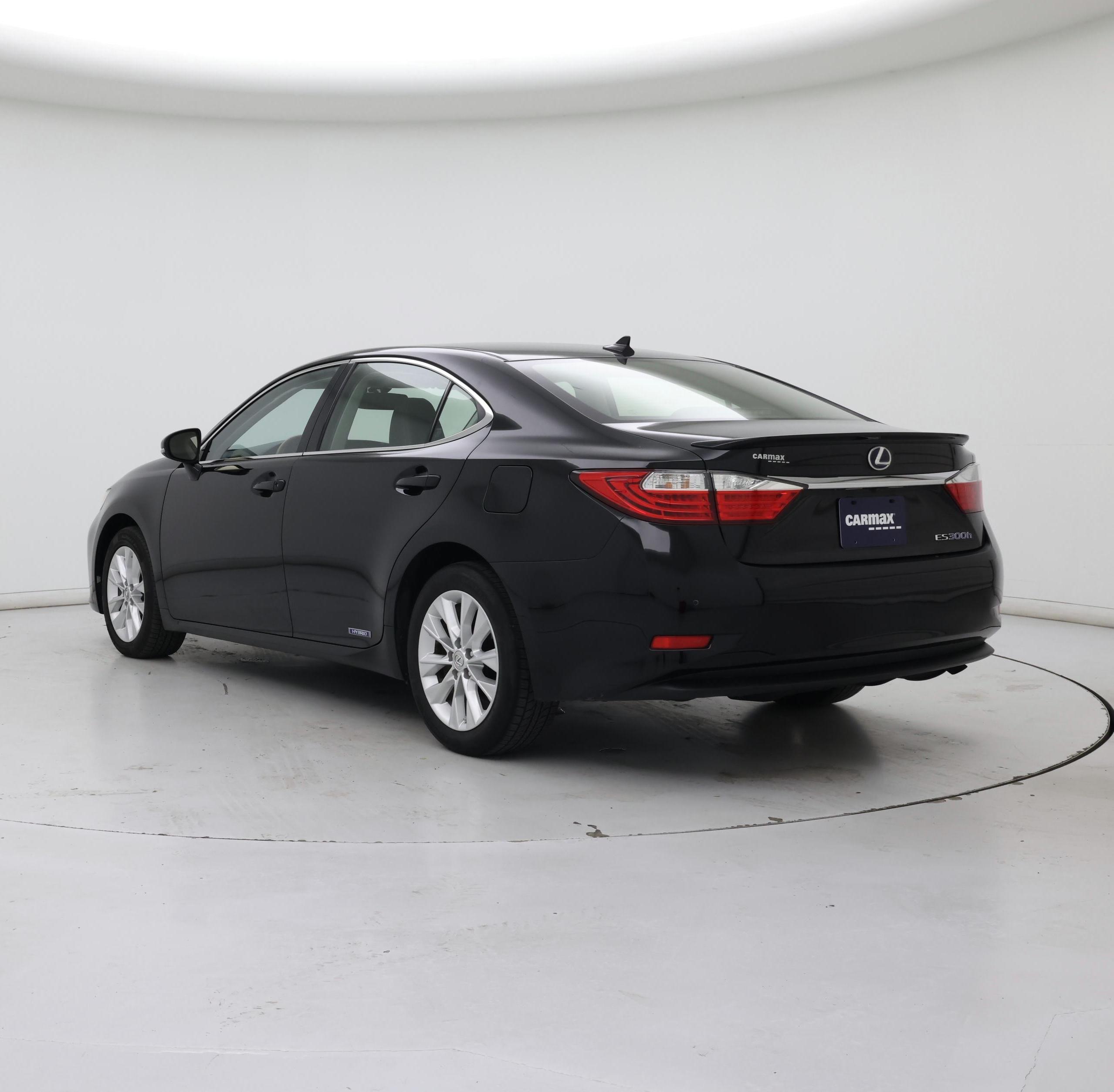 Thumbnail: 2014 Lexus ES - 2