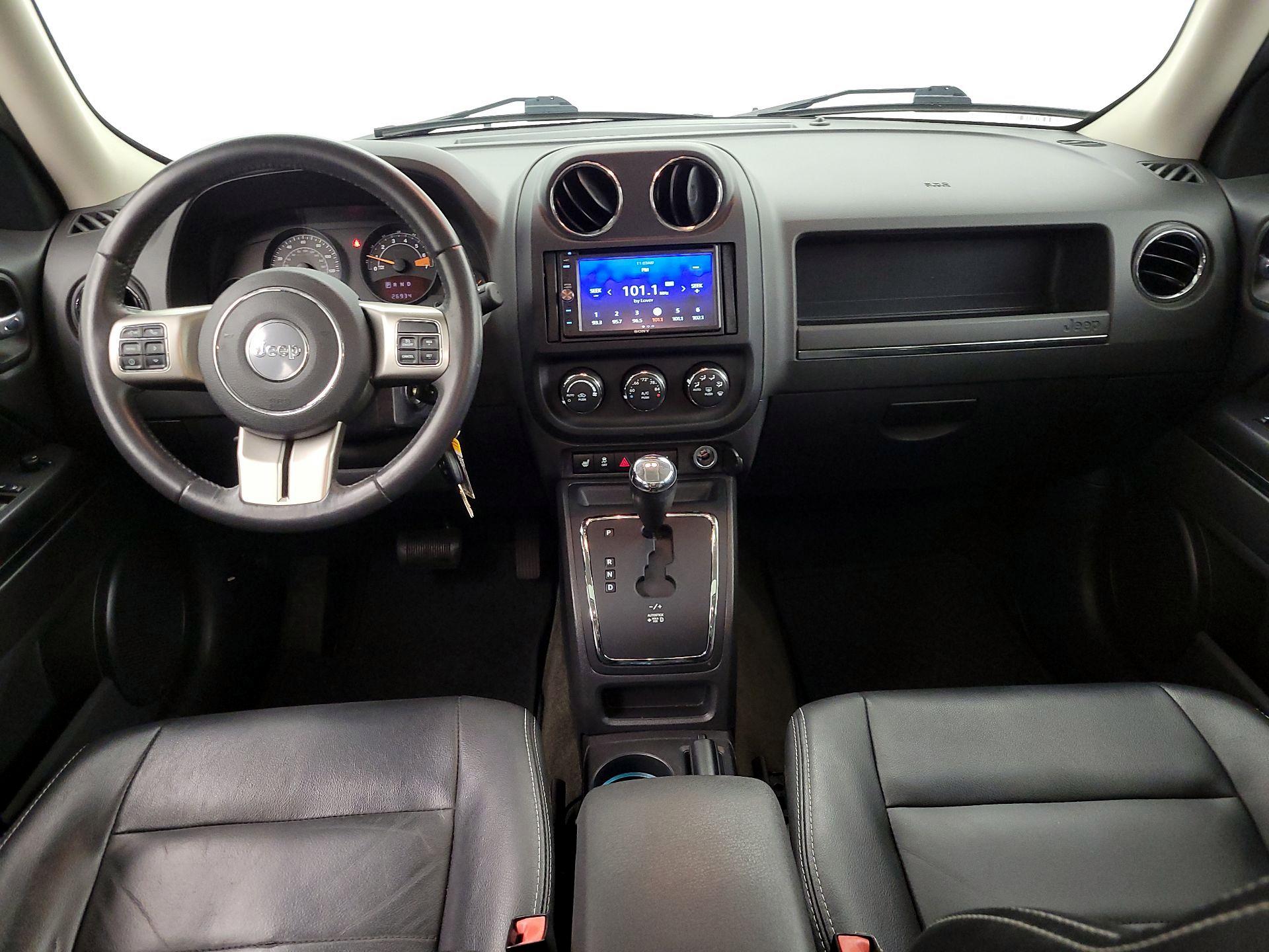 Thumbnail: 2016 Jeep Patriot - 9