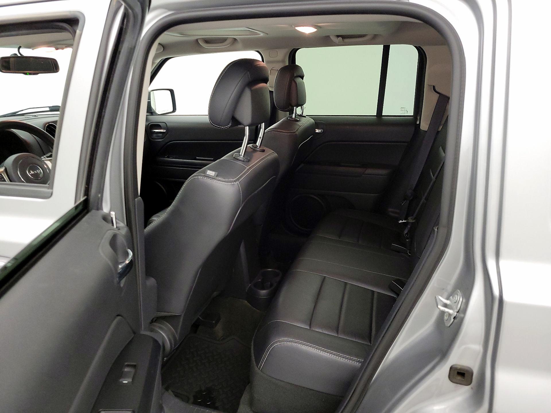 Thumbnail: 2016 Jeep Patriot - 18