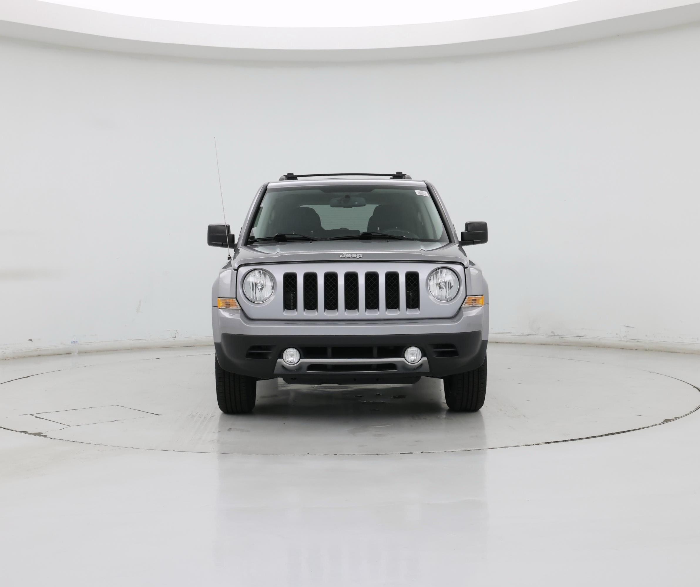 Thumbnail: 2016 Jeep Patriot - 5