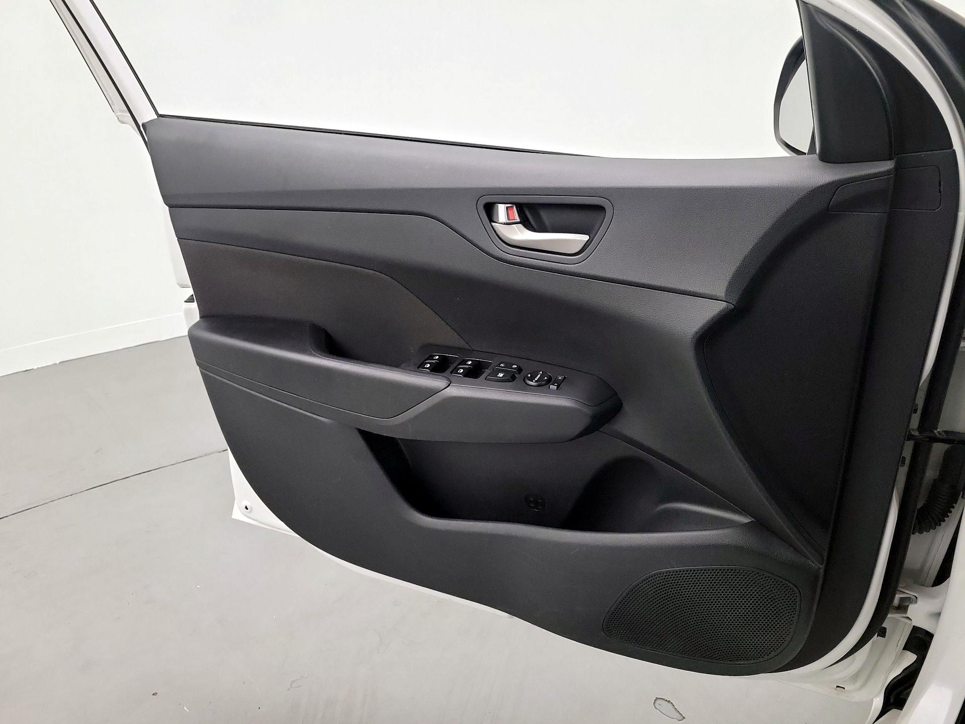 Thumbnail: 2020 Hyundai Accent - 12