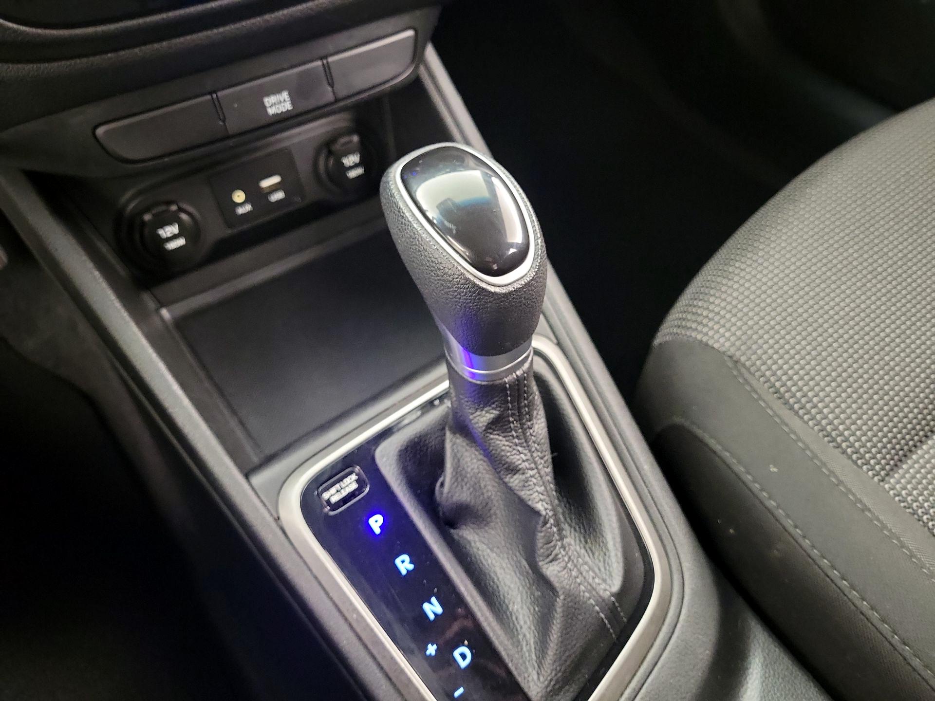 Thumbnail: 2020 Hyundai Accent - 17