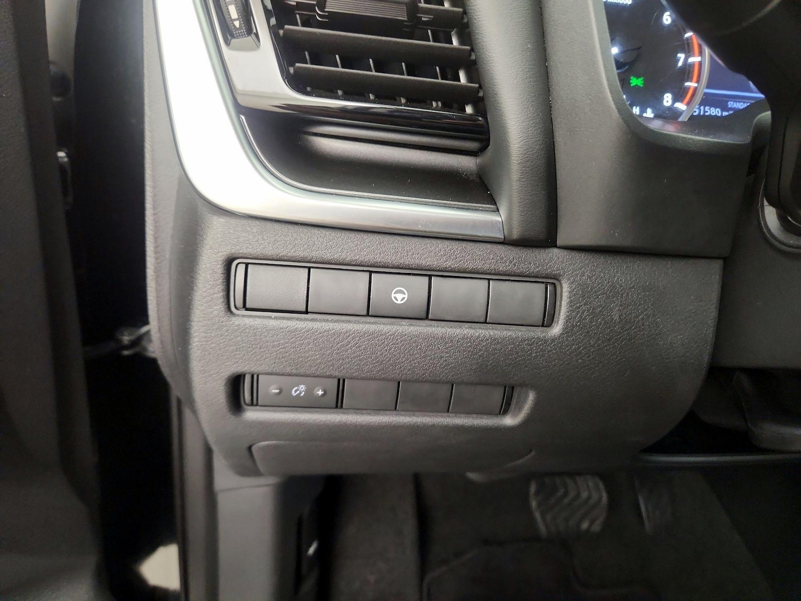 2022 Nissan Rogue SV - Photo 14
