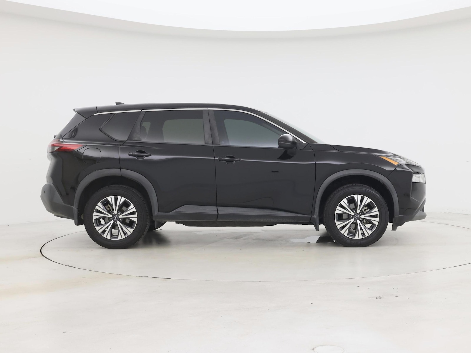 2022 Nissan Rogue SV - Photo 8