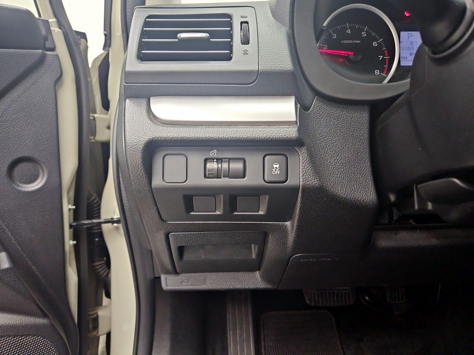 Thumbnail: 2014 Subaru XV Crosstrek - 13