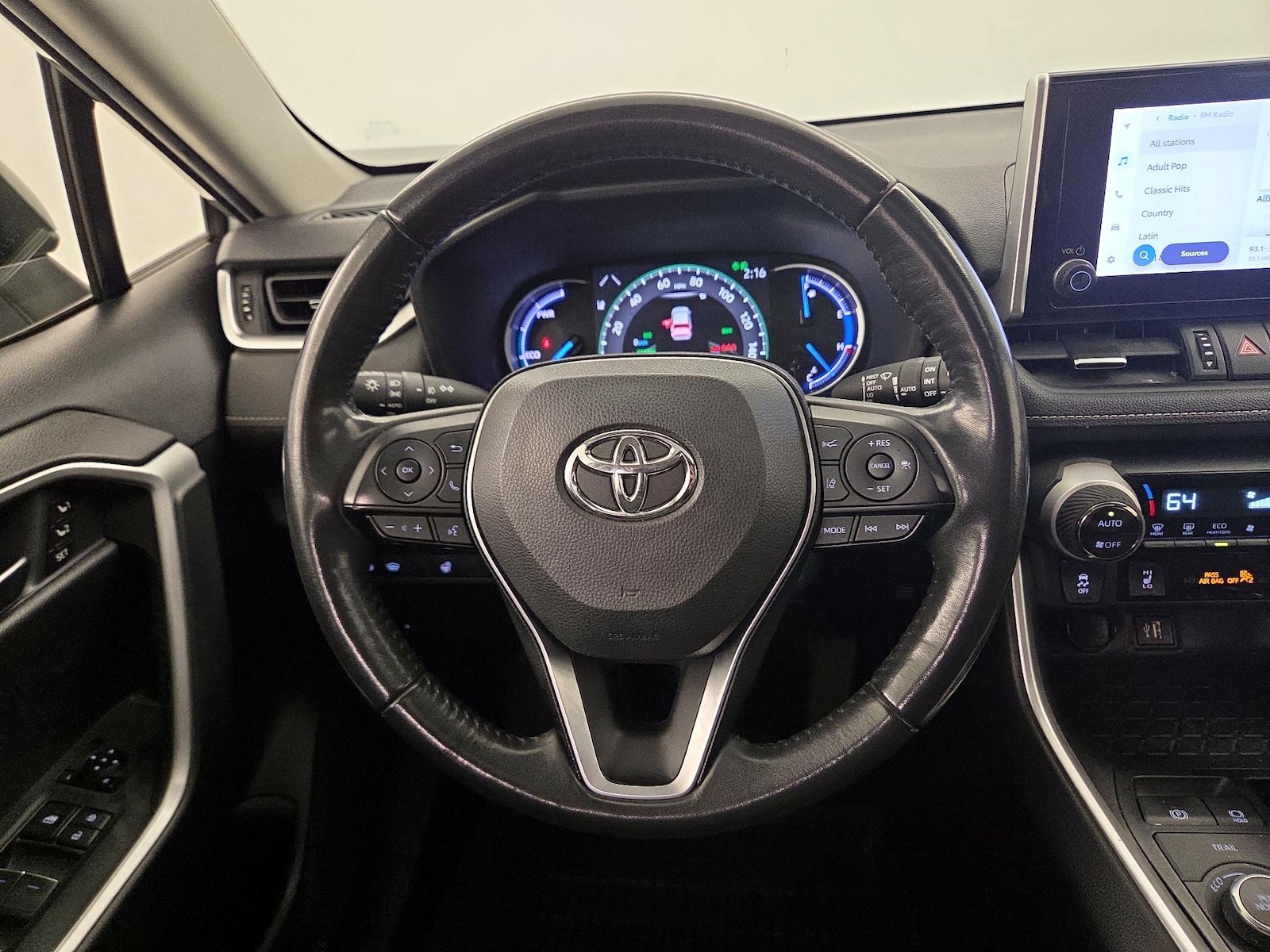 2023 Toyota RAV4 XLE Premium - Photo 11